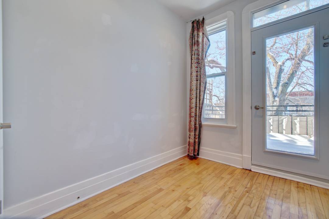 🏡 Apartamento para alugar – Rue La Fontaine, Montreal — foto 5 de 6
