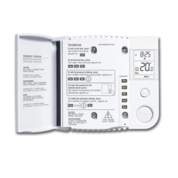 Line Volt 5-2 programmable thermostat with TRIAC for electric heat