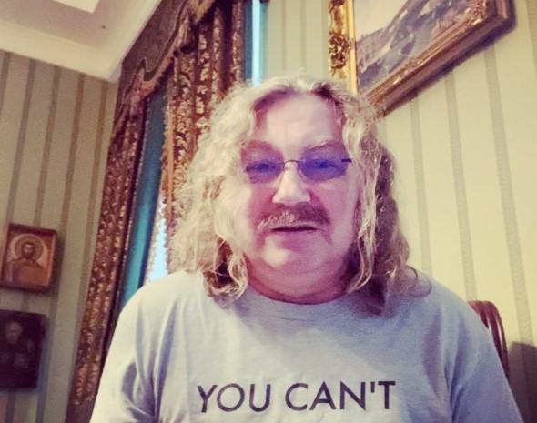 Певца Игоря Николаева выписывают из больницы на Коммунарке