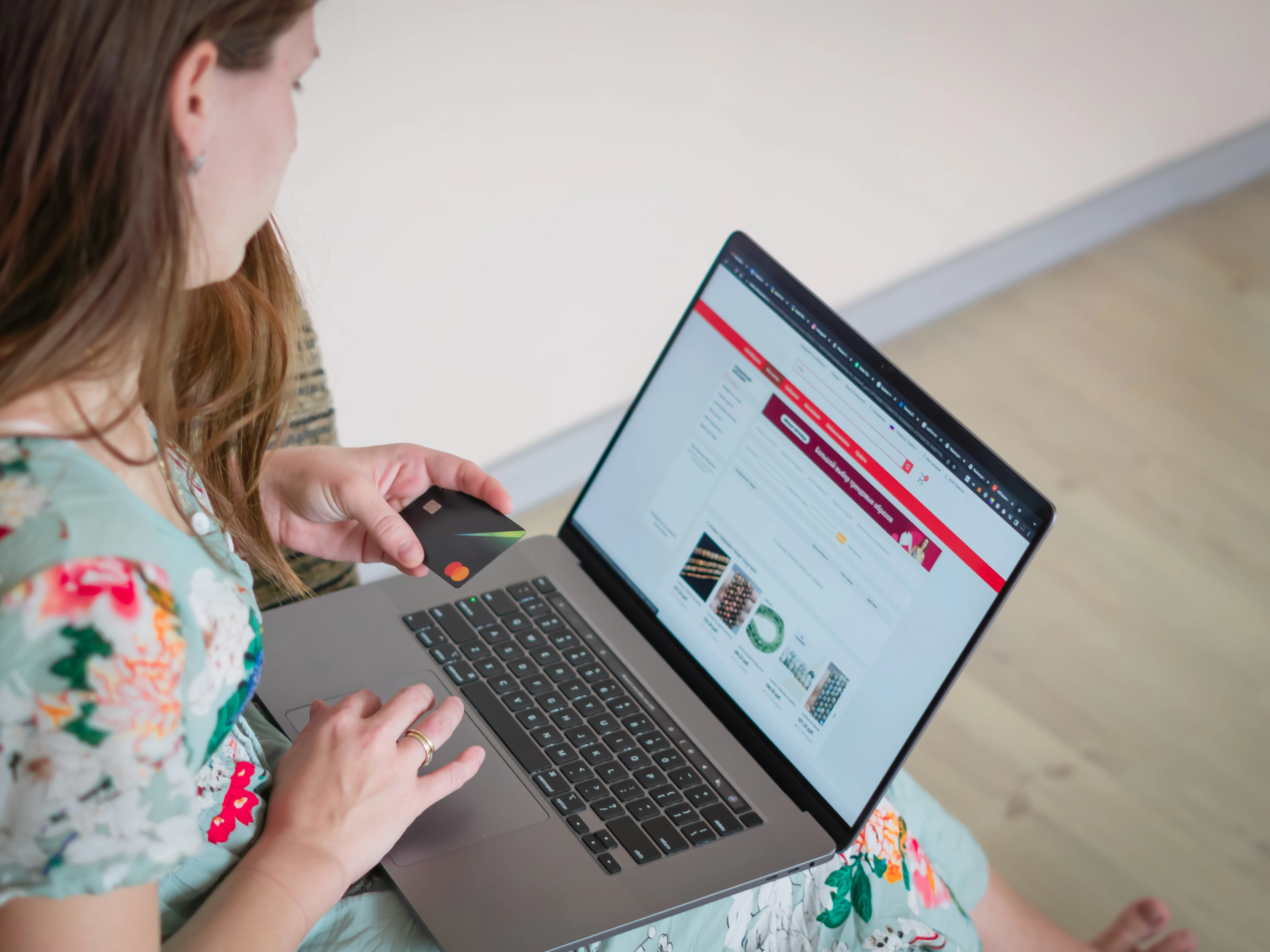 Illustration actualité « Sondages rémunérés : Comment gagner de l’argent en donnant votre avis en 2025 »