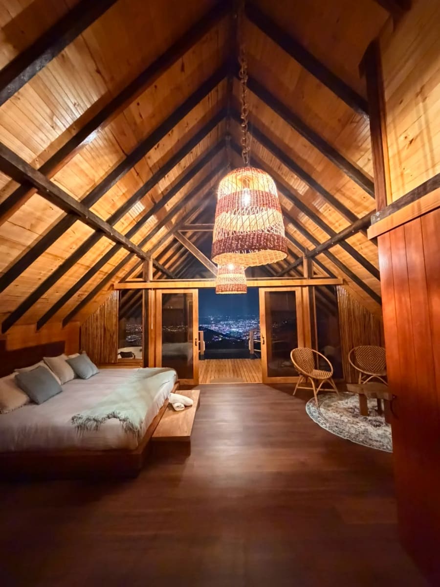 SUA — NUKU ECOLODGE