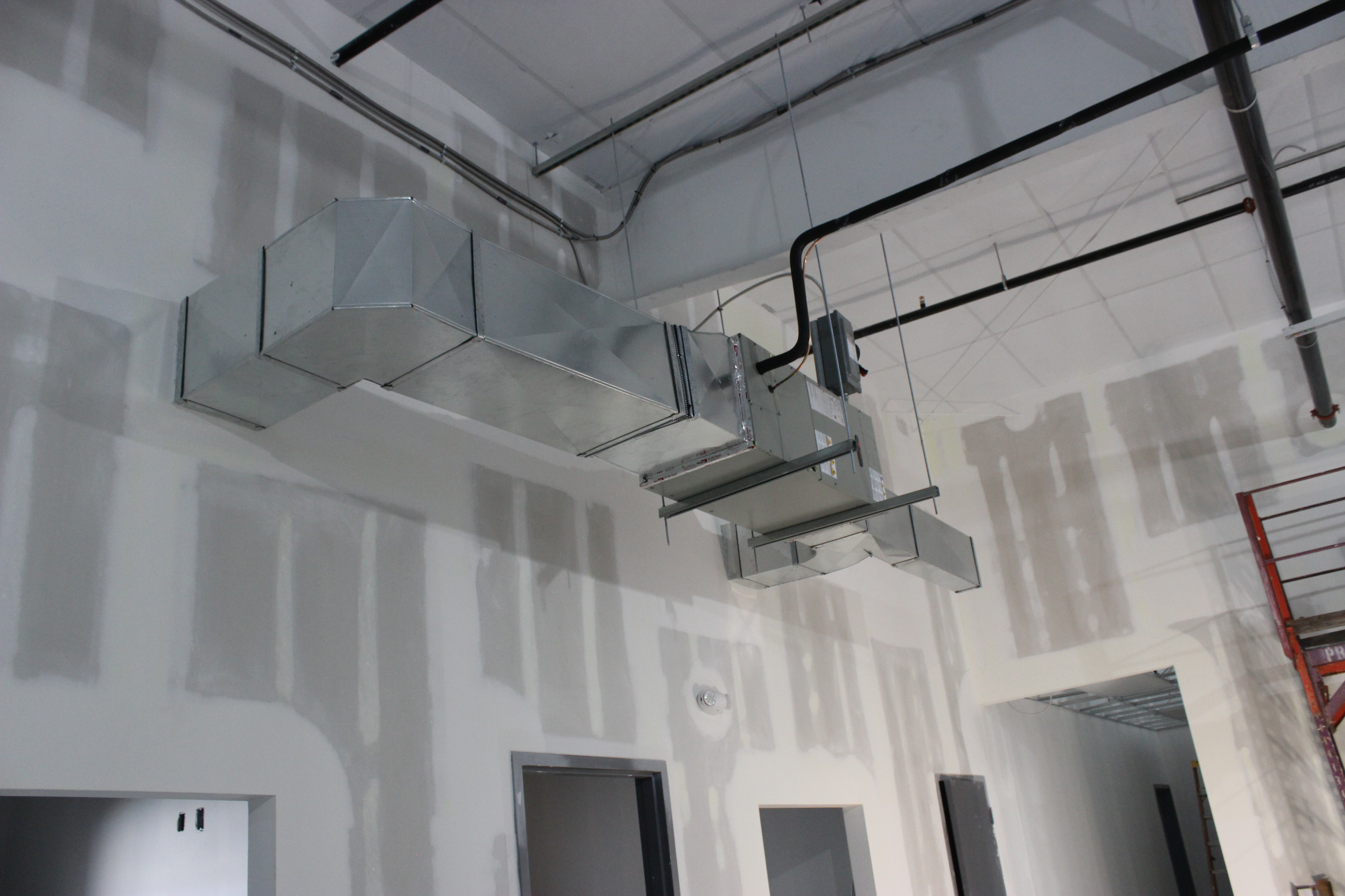 Experience top-tier HVAC installations with Advance Mechanical Heating & Air Conditioning, where quality and professionalism meet.