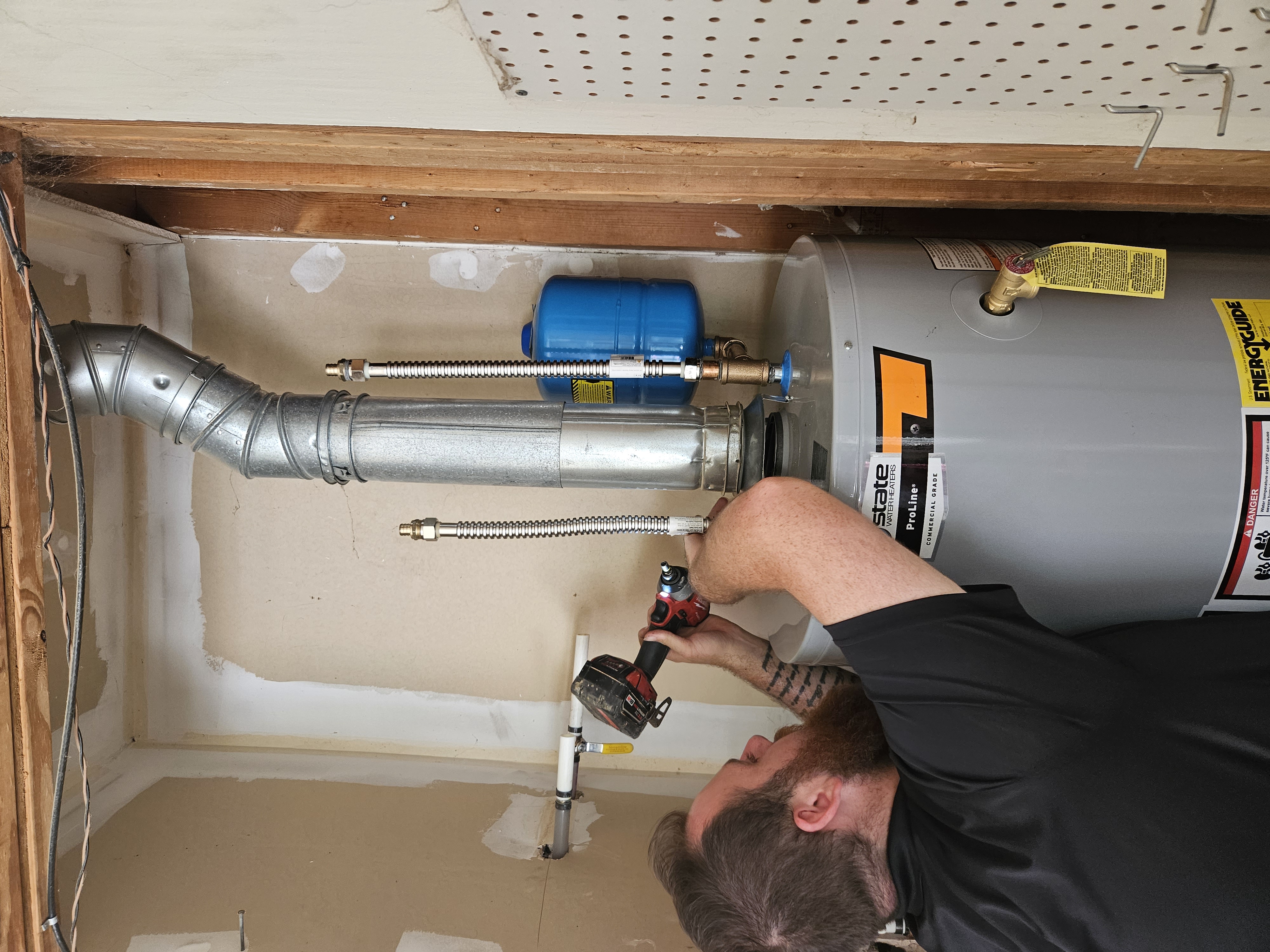 Streamline Services Plumbing, HVAC & Electrical ensures top-notch quality by providing expert water heater maintenance, keeping your home running smoothly.