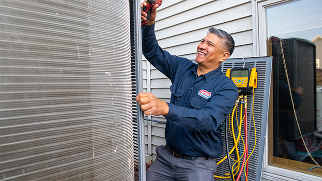 Experience top-notch HVAC services with Cardinal Heating & Air Conditioning, where professionalism meets efficiency.