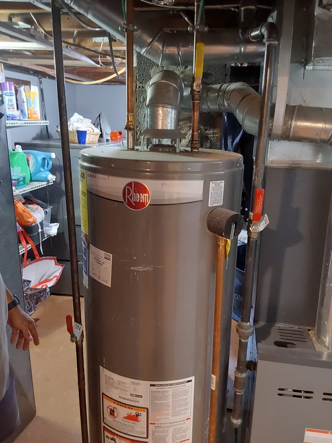 Ensure reliable hot water supply with our expert Water Heater installation services. Choose [Business Name] for quality and professionalism.