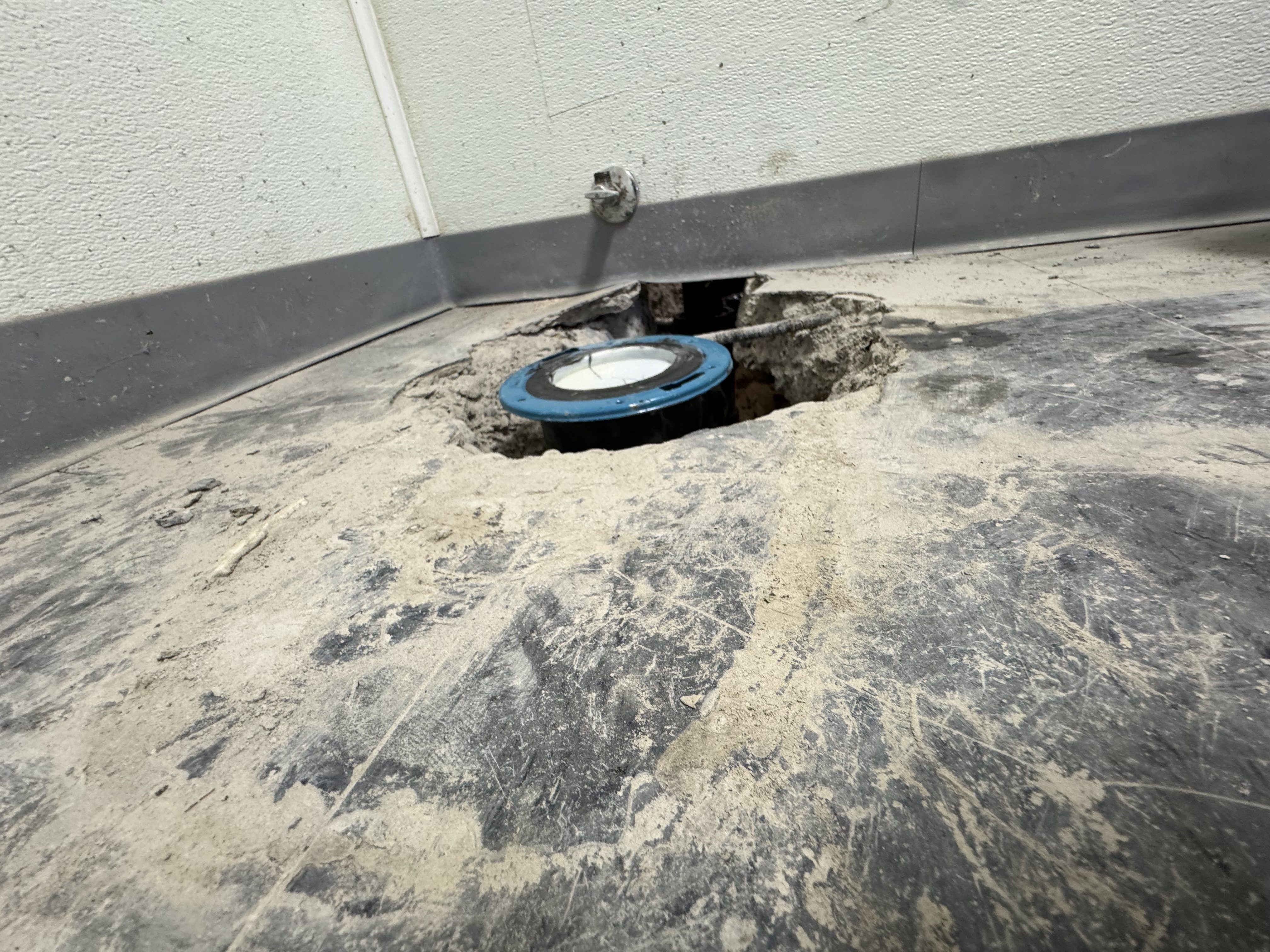 Cruz Plumbing & Rooter Services completed a precise drain flange installation with careful workmanship and minimal disruption to your space.