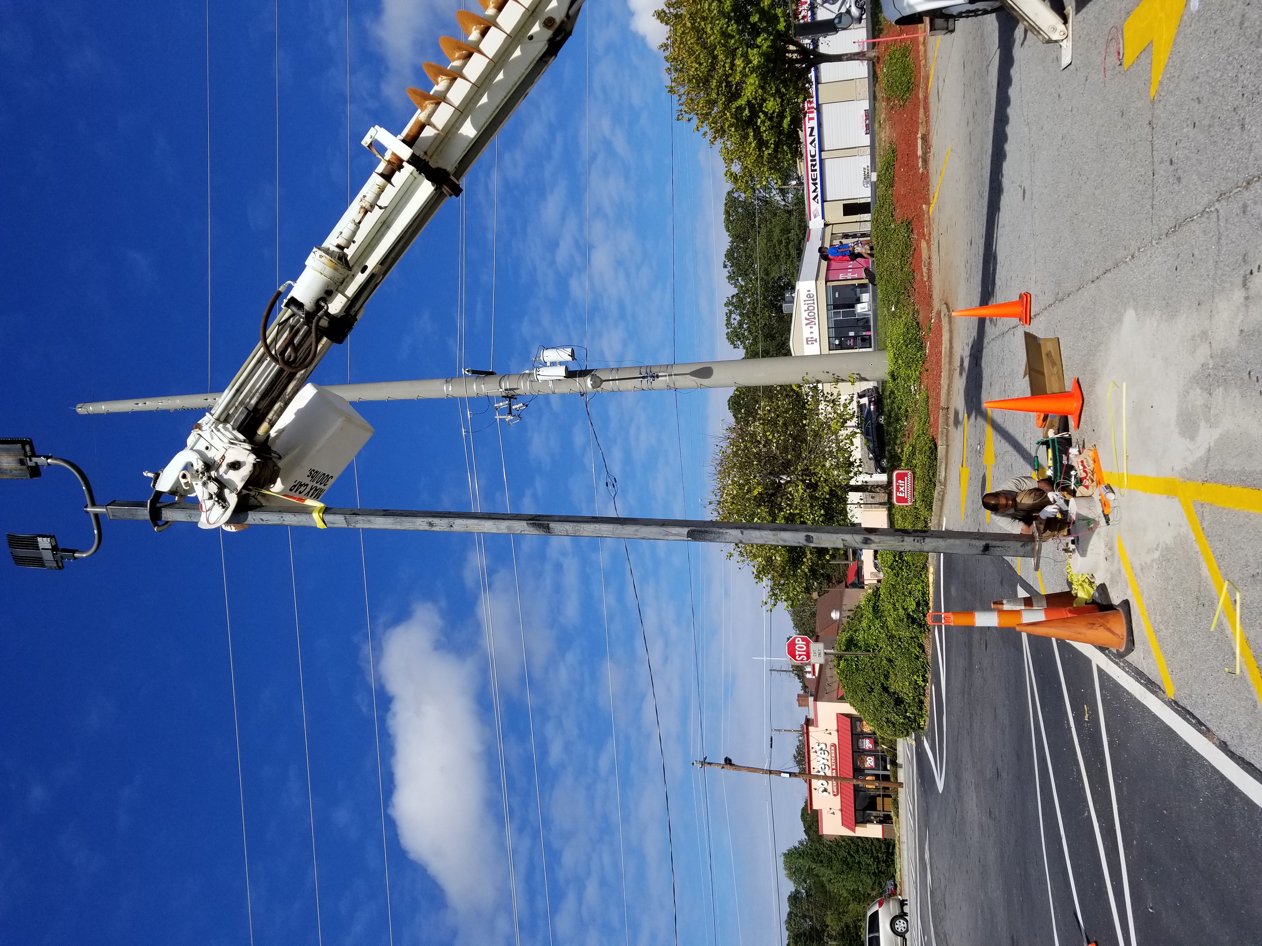 Aardvark Electric, Inc. - Elevating service standards with professional electrical solutions.