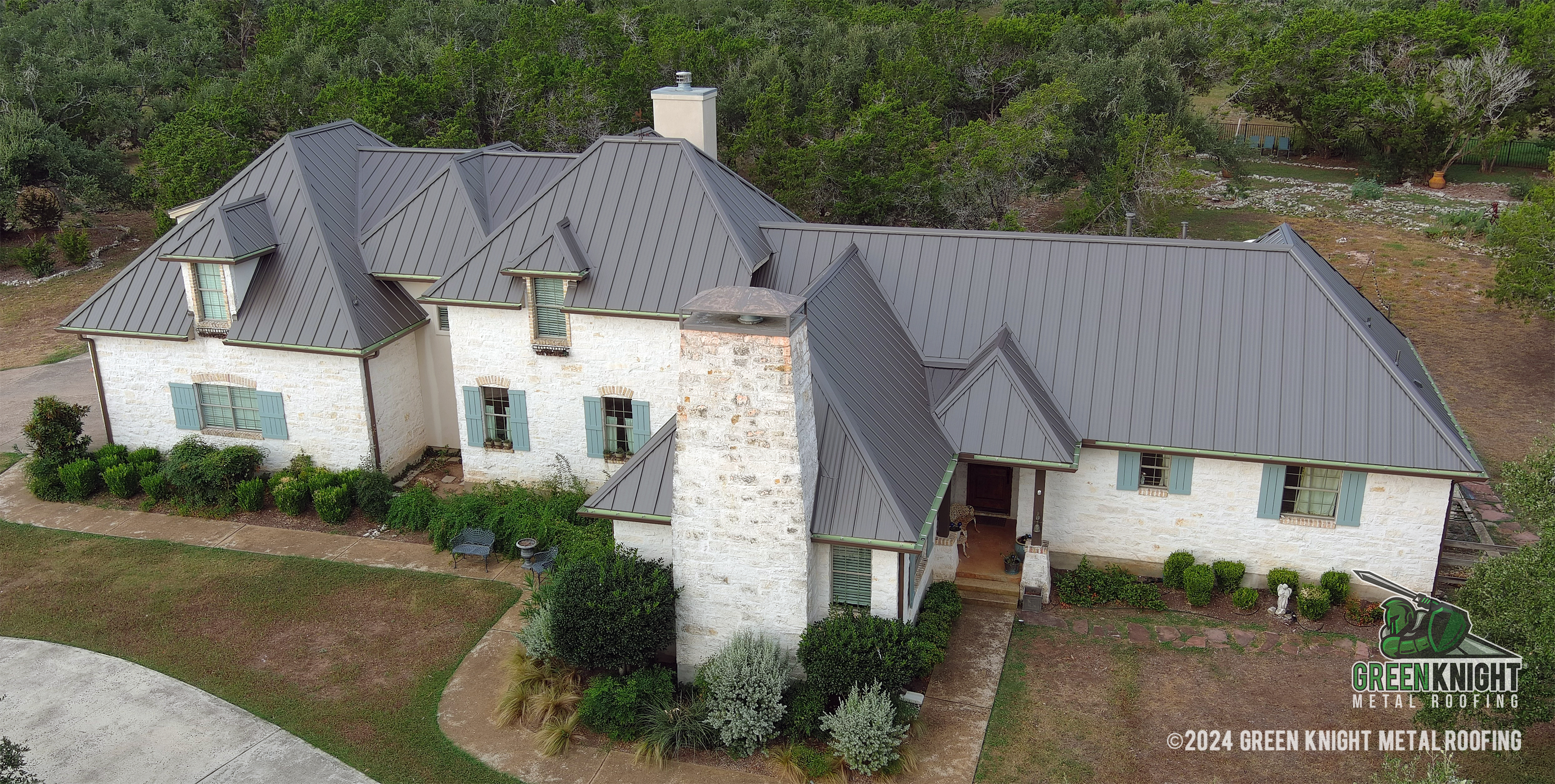 At Green Knight® Metal Roofing, we transform homes with premium metal roofing solutions that blend durability with elegance.