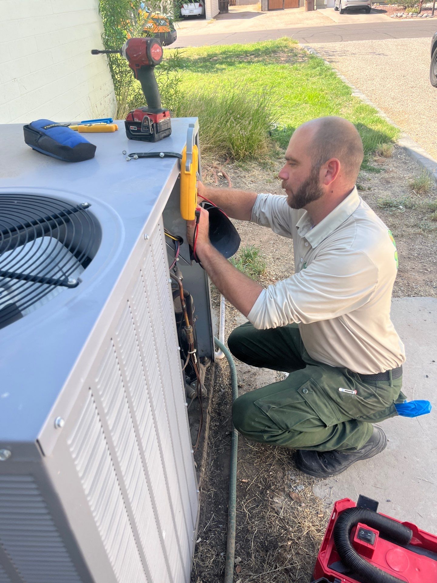 Shamrock Heating & Cooling: Expert HVAC Services with a Commitment to Quality and Professionalism.