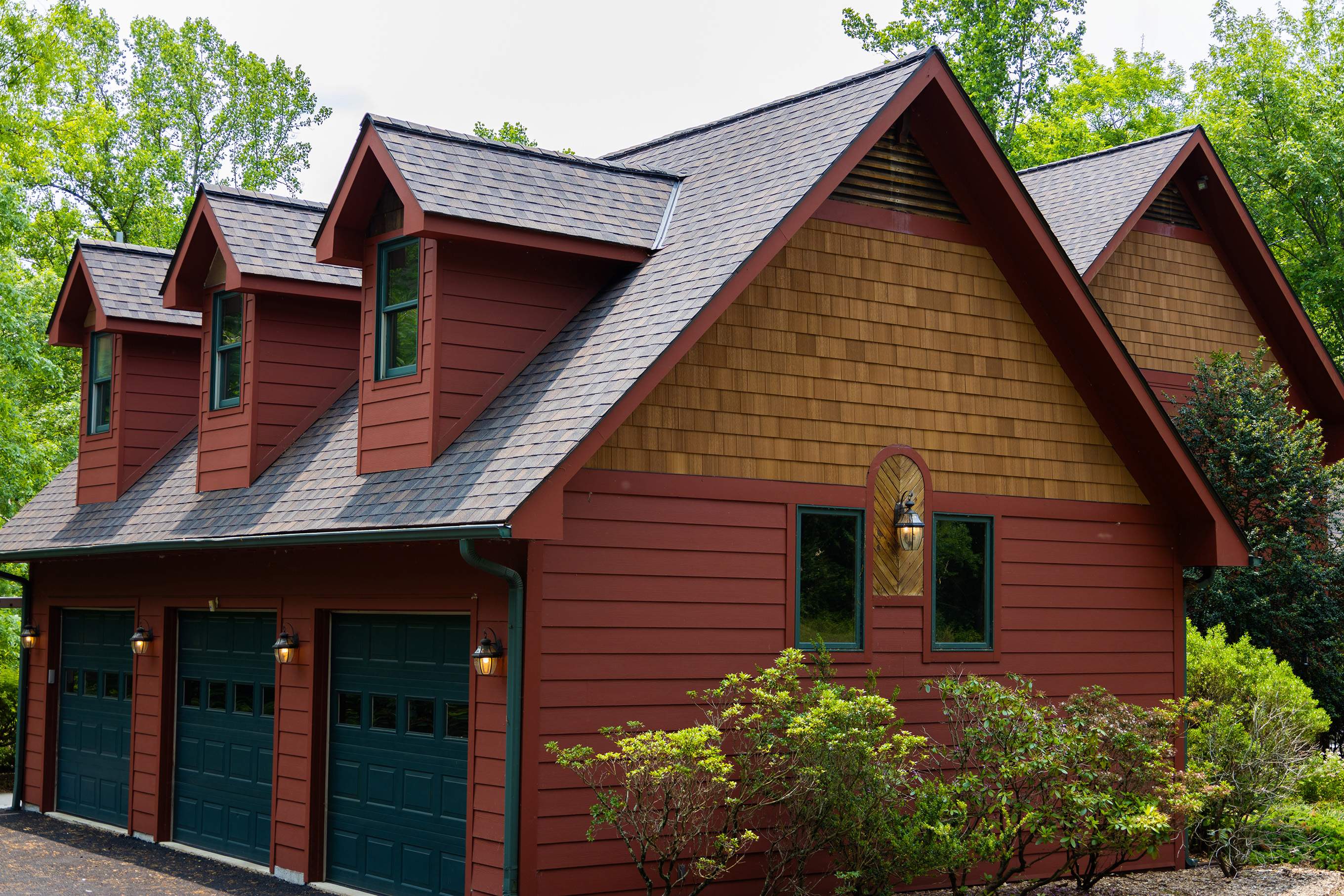 Experience premium craftsmanship and elegance with Mast Roofing & Construction's expert solutions.
