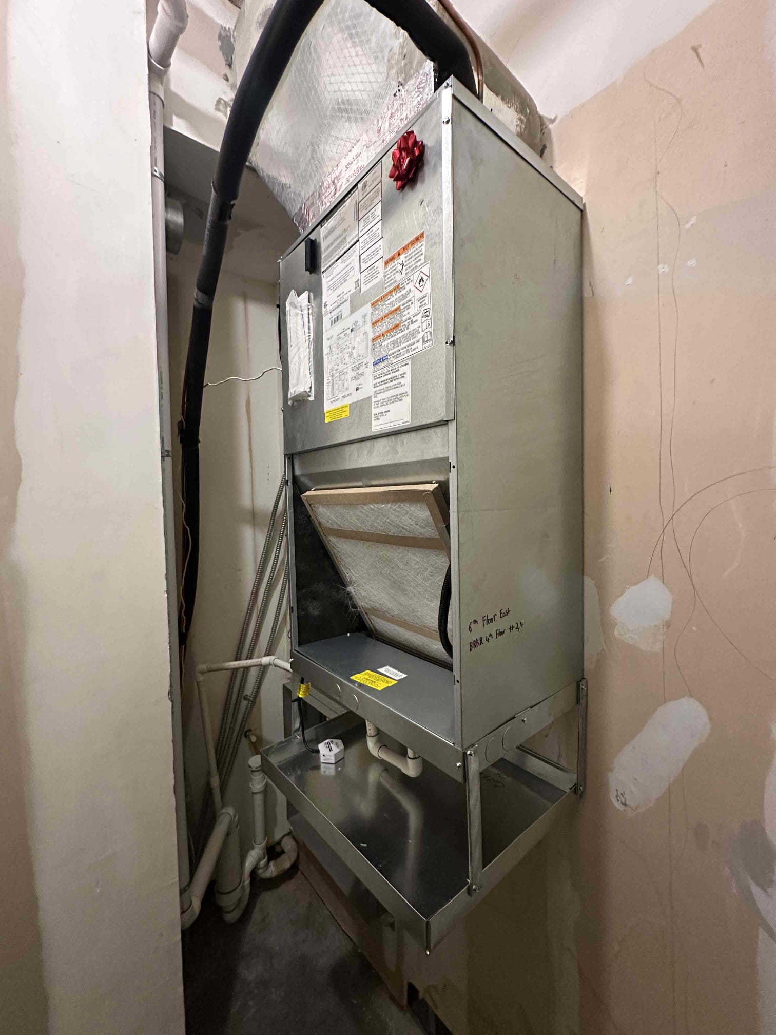 Experience top-notch comfort with professionally installed HVAC systems. Trust Moncrief Heating & Air Conditioning for quality and reliability that speaks for itself.