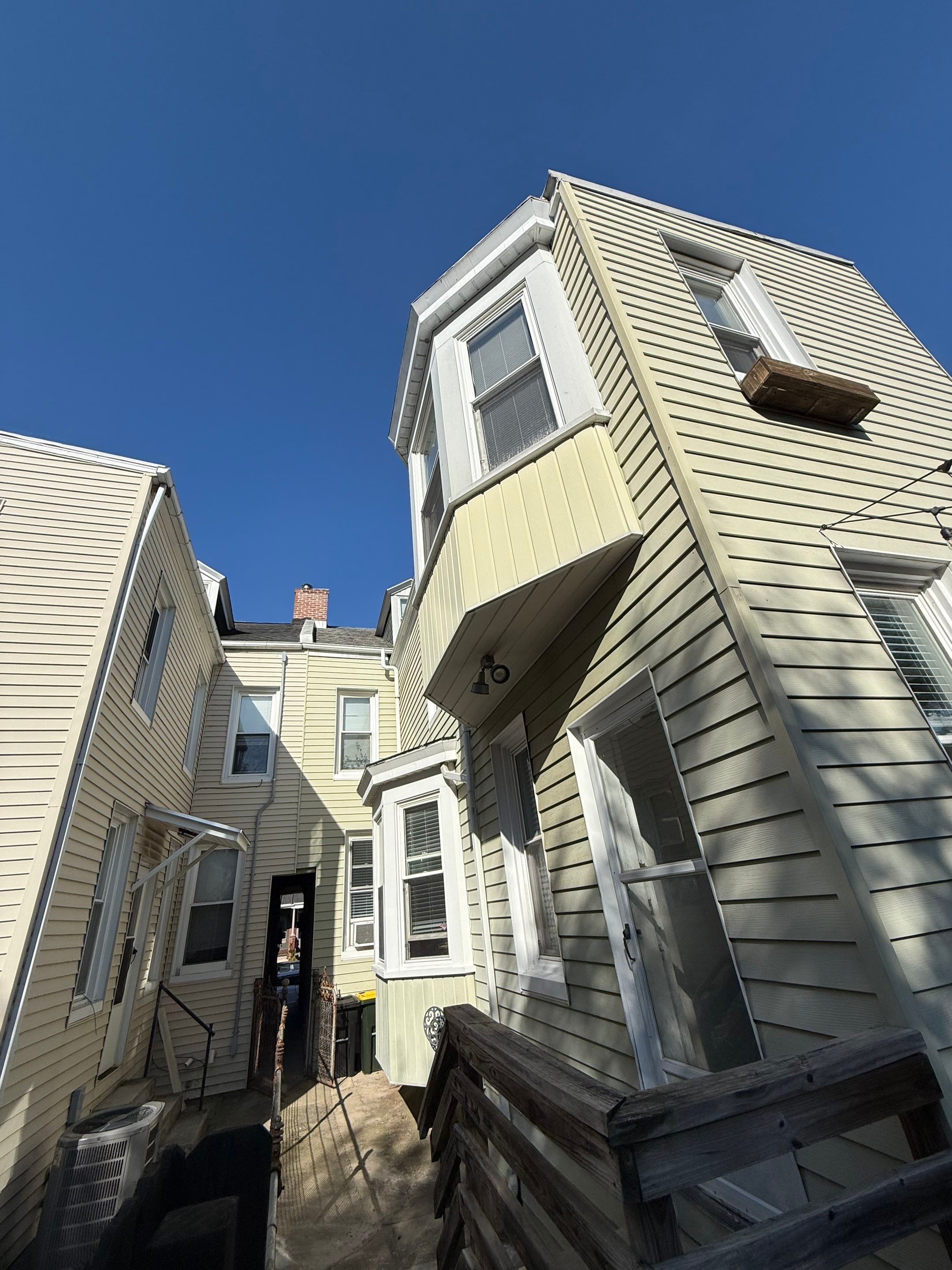 Strong curb appeal and durable siding craftsmanship are on display, showcasing how Mosaic Roofing & Exteriors enhances residential durability and appearance.