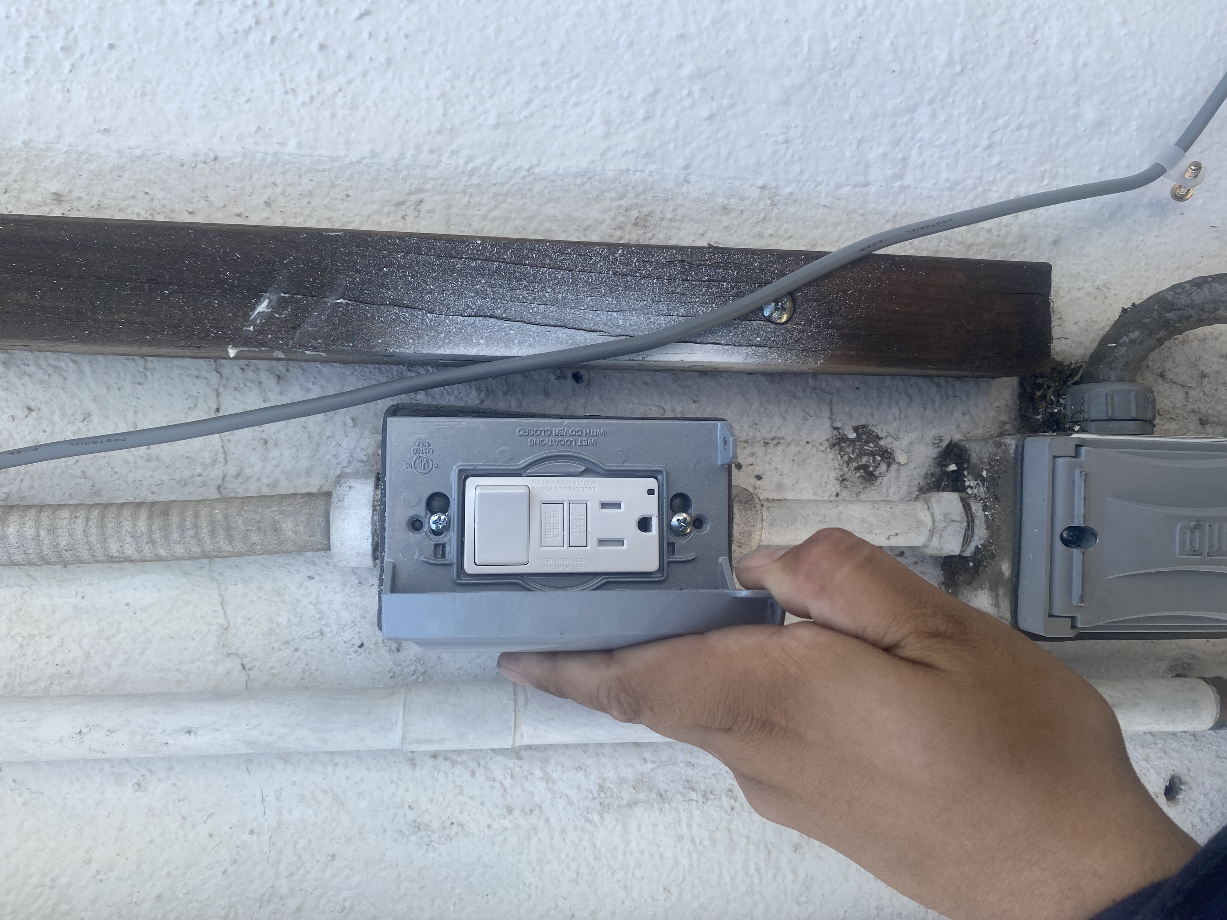 Reliable outdoor electrical safety and tidy installation by Powell Electric show the craftsmanship homeowners can trust for GFCI protection.