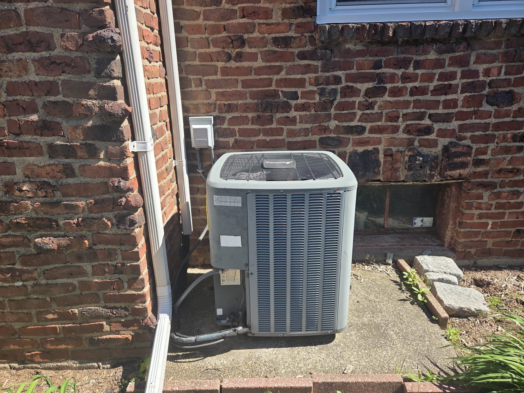 Ensure your home stays cool and efficient with top-notch AC Installation from [Business Name].