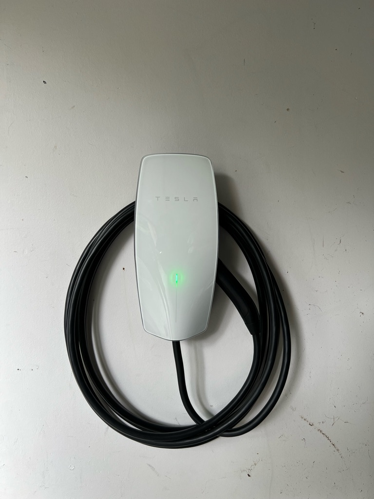 Experience the power of cutting-edge EV charging solutions with Aardvark Electric, Inc.