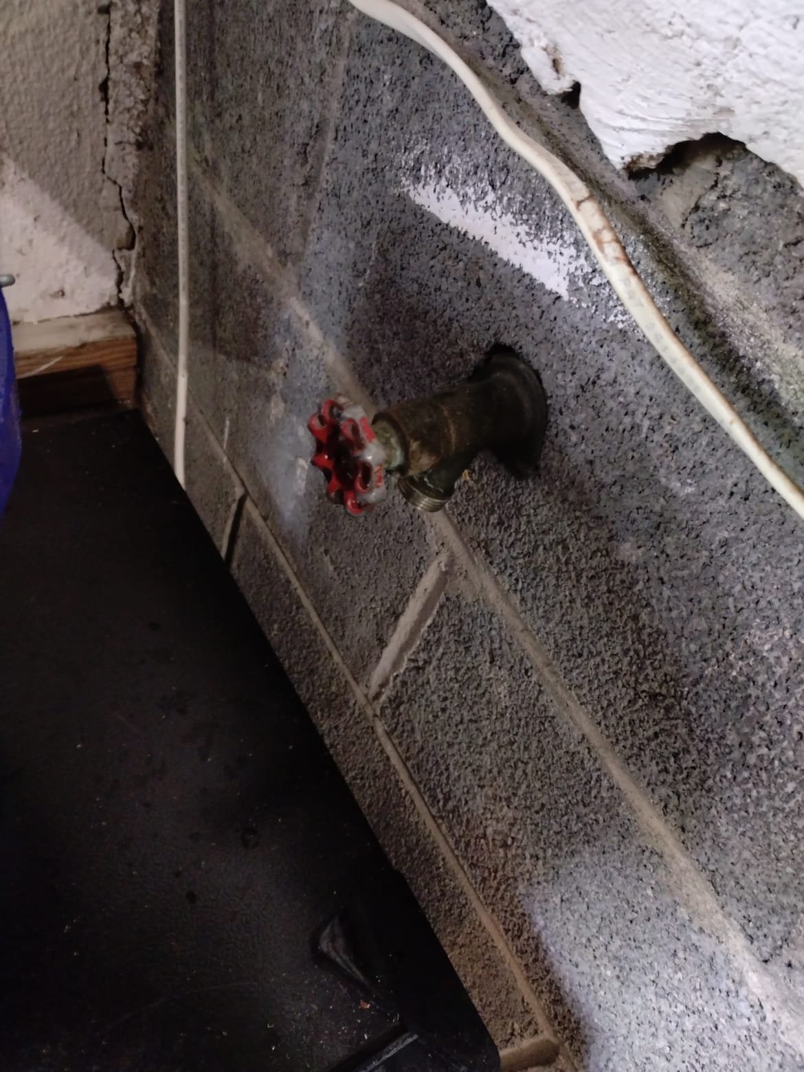 Ensure reliable water flow with our expert plumbing services—trusted by homes and businesses alike.