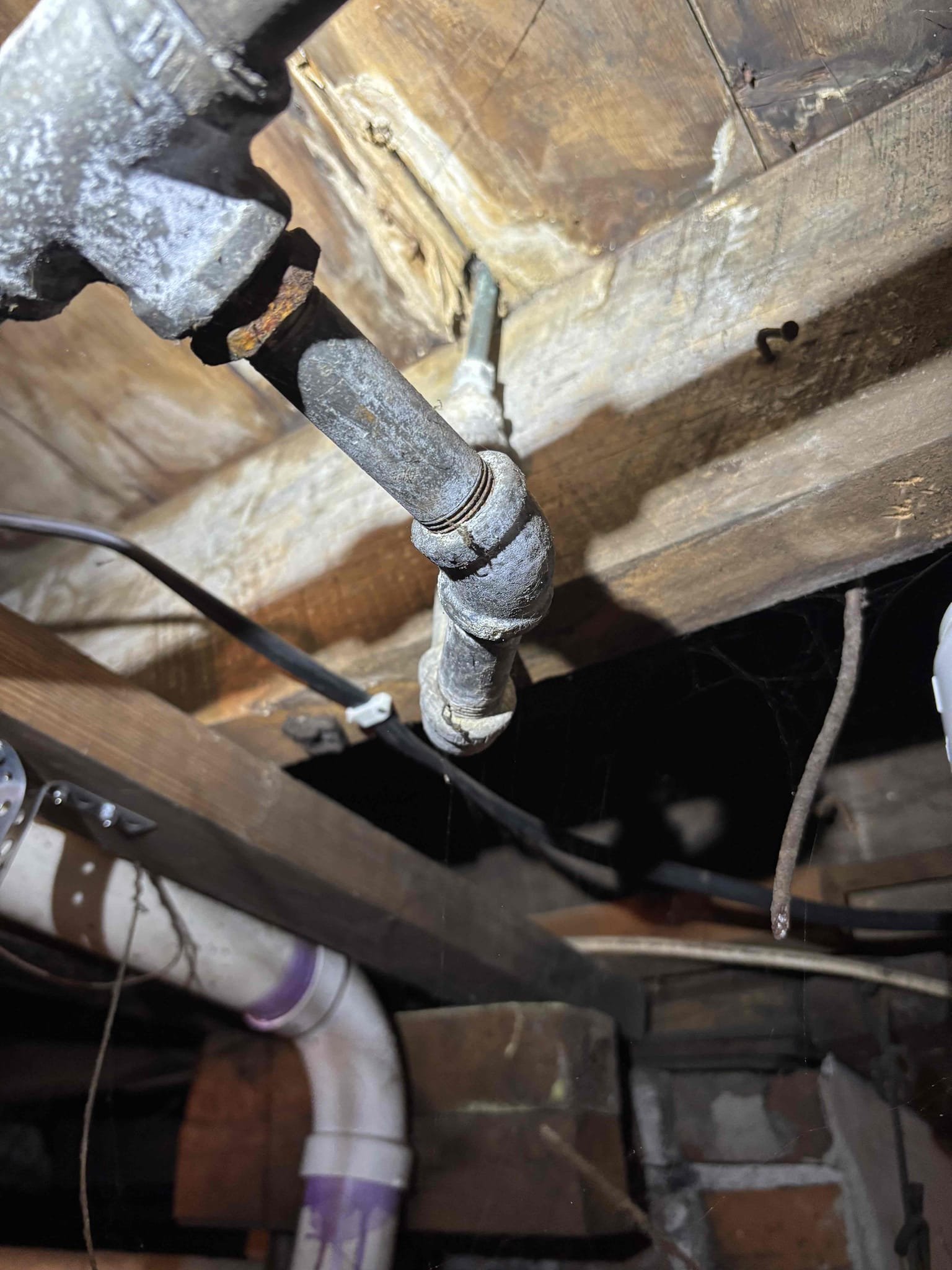 Choose Summers Plumbing Heating & Cooling for reliable and expert plumbing solutions in every corner of your home.
