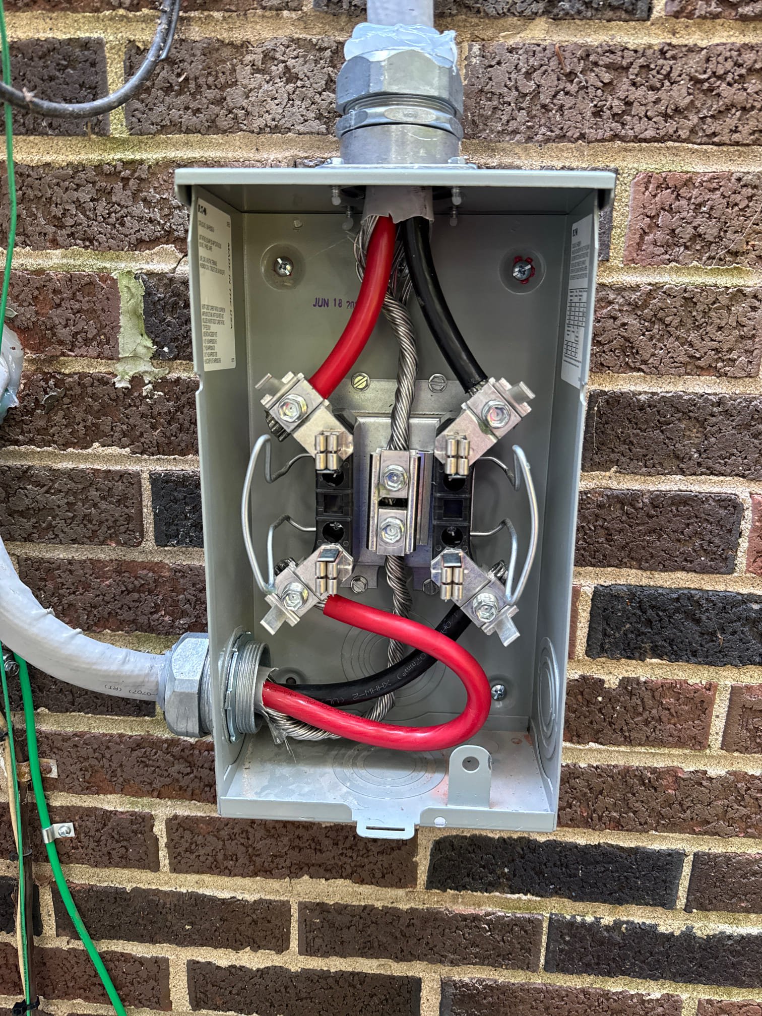 Experience top-notch electrical services with JDV Electric, where professionalism meets quality.