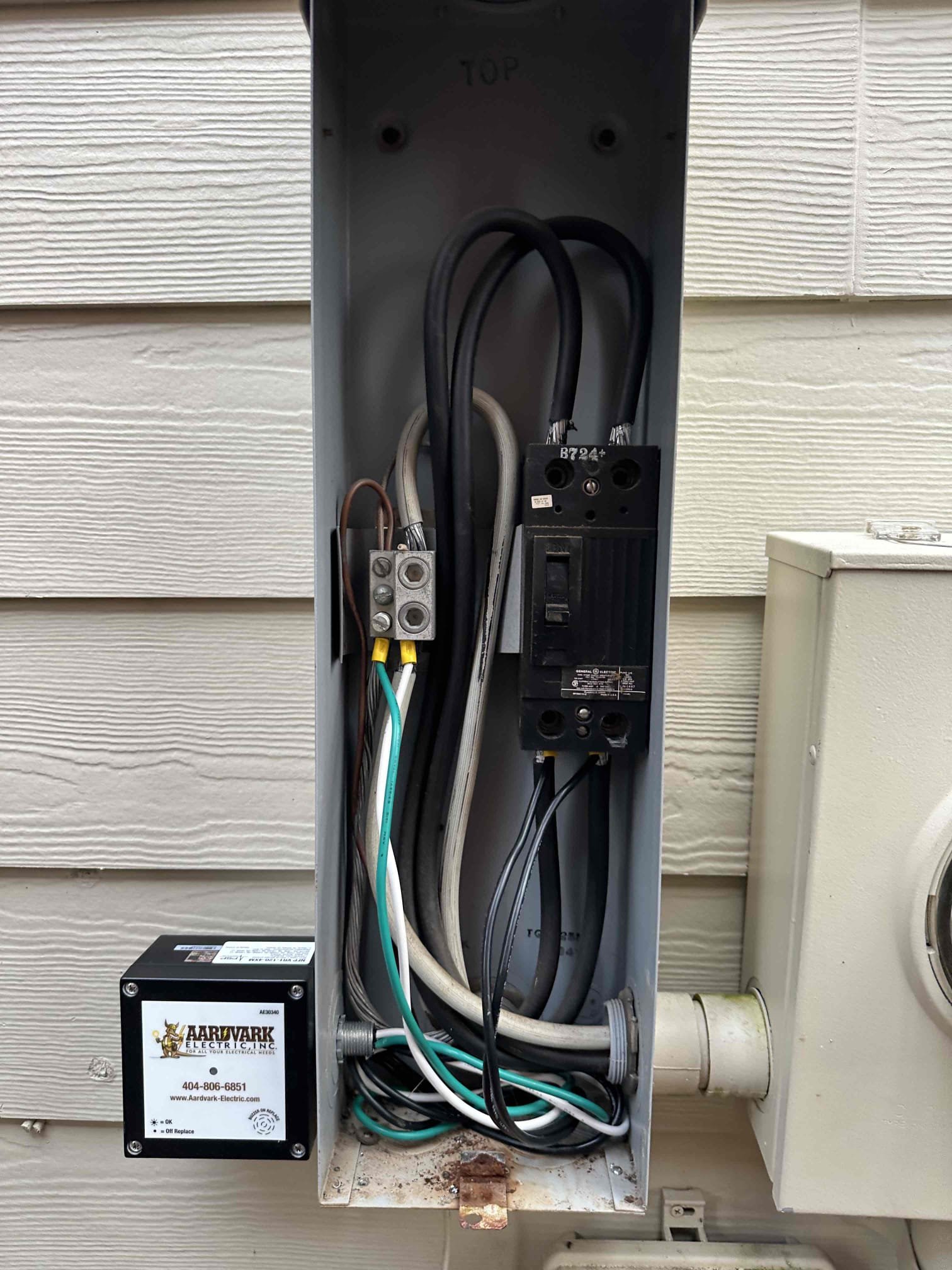 Enhance your electrical systems with confidence, courtesy of Aardvark Electric, Inc., your trusted partner in safety and reliability.