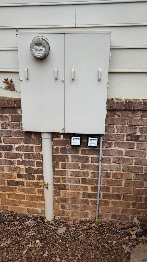 Aardvark Electric, Inc.: Ensuring reliable and professional electrical installations for your home.