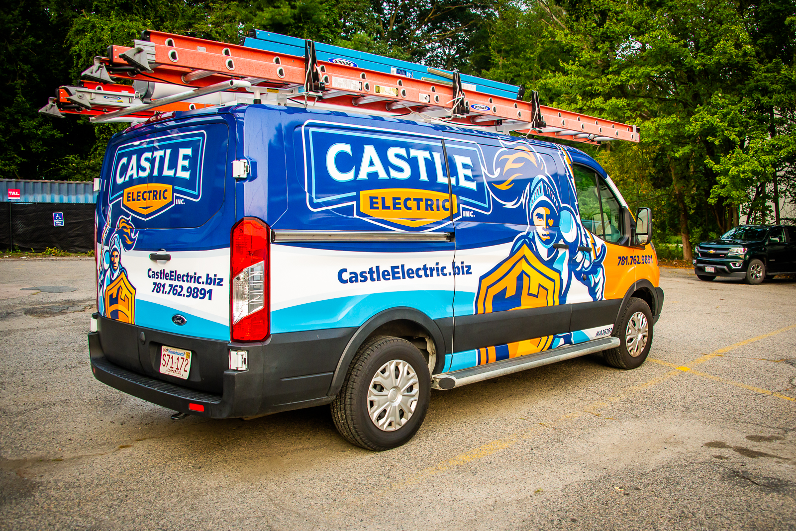 Experience exceptional service with Castle Electric Inc., where quality meets professionalism.