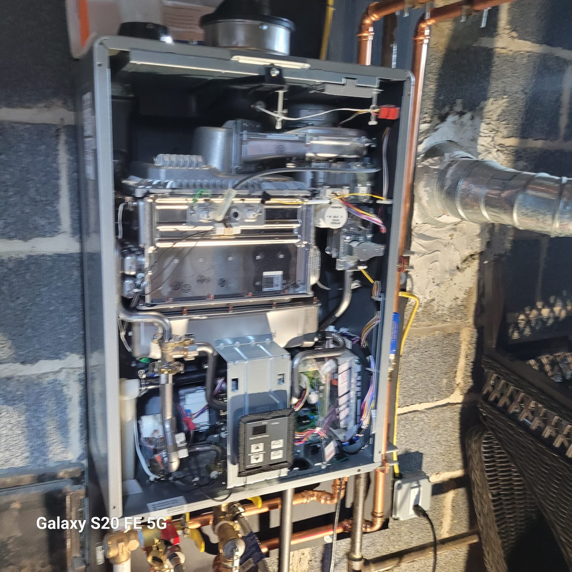 Service Professionals ensures top-quality HVAC solutions for a comfortable and efficient home environment.