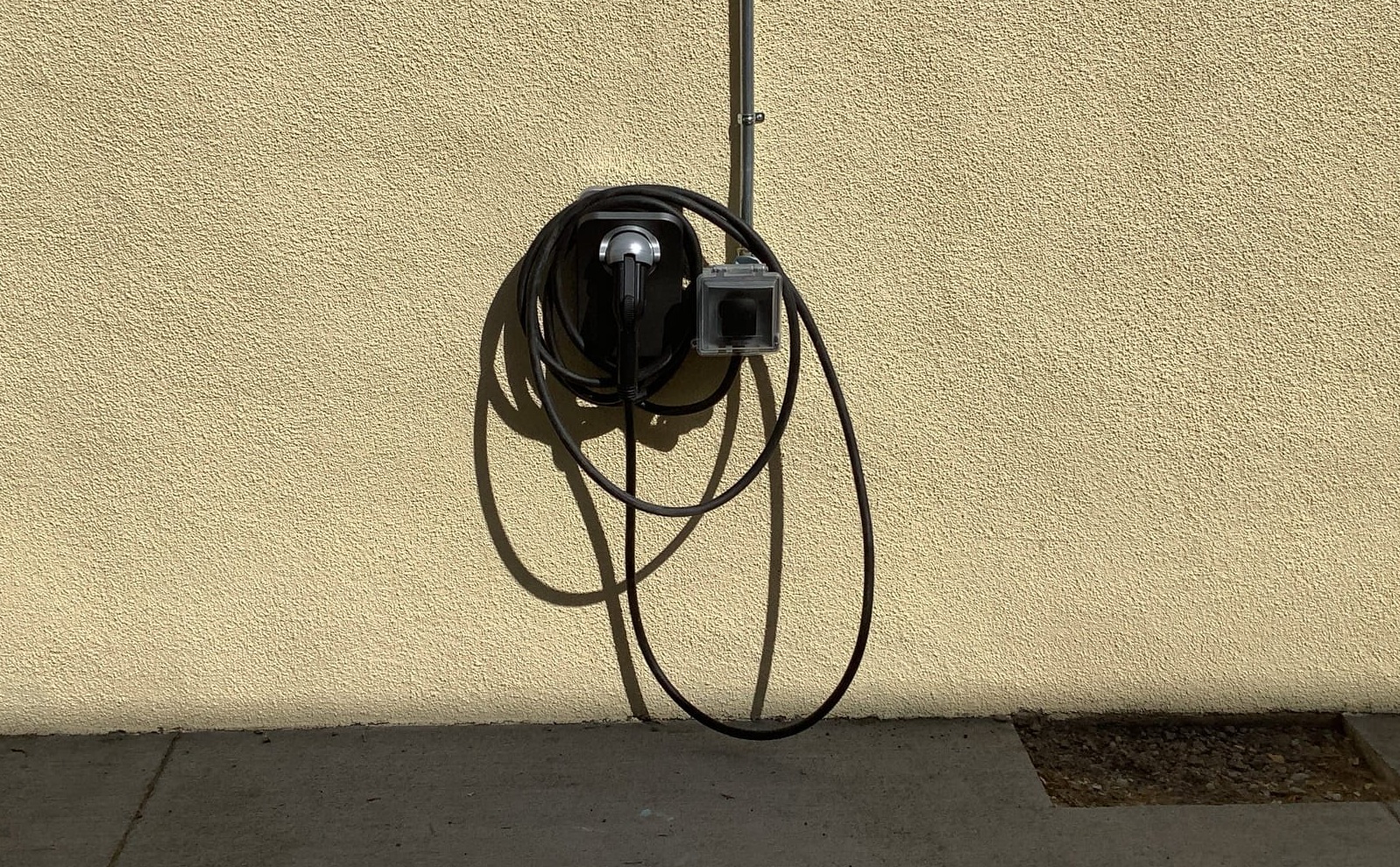 Level 2 EV Charger Installation in Burbank, CA