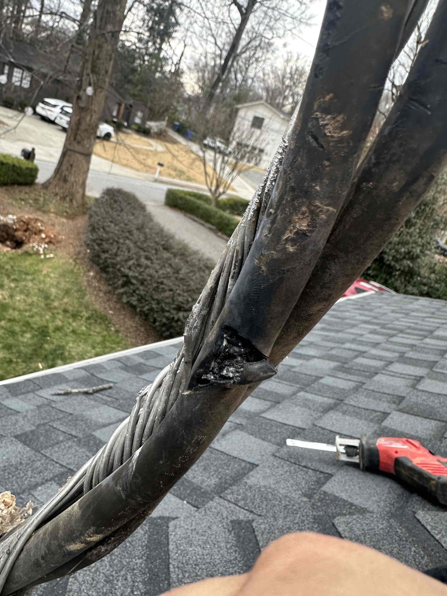 At Aardvark Electric, Inc., we ensure your home’s safety with expert electrical repairs, evident even in challenging outdoor settings.