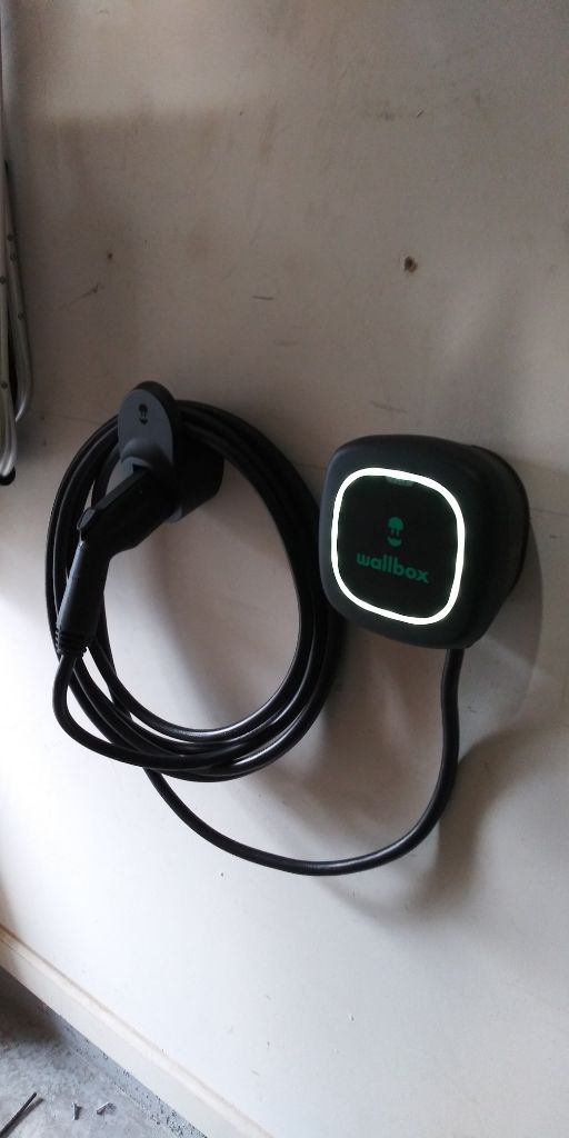 Charge ahead with confidence! Aardvark Electric, Inc. ensures quality EV charger installations.