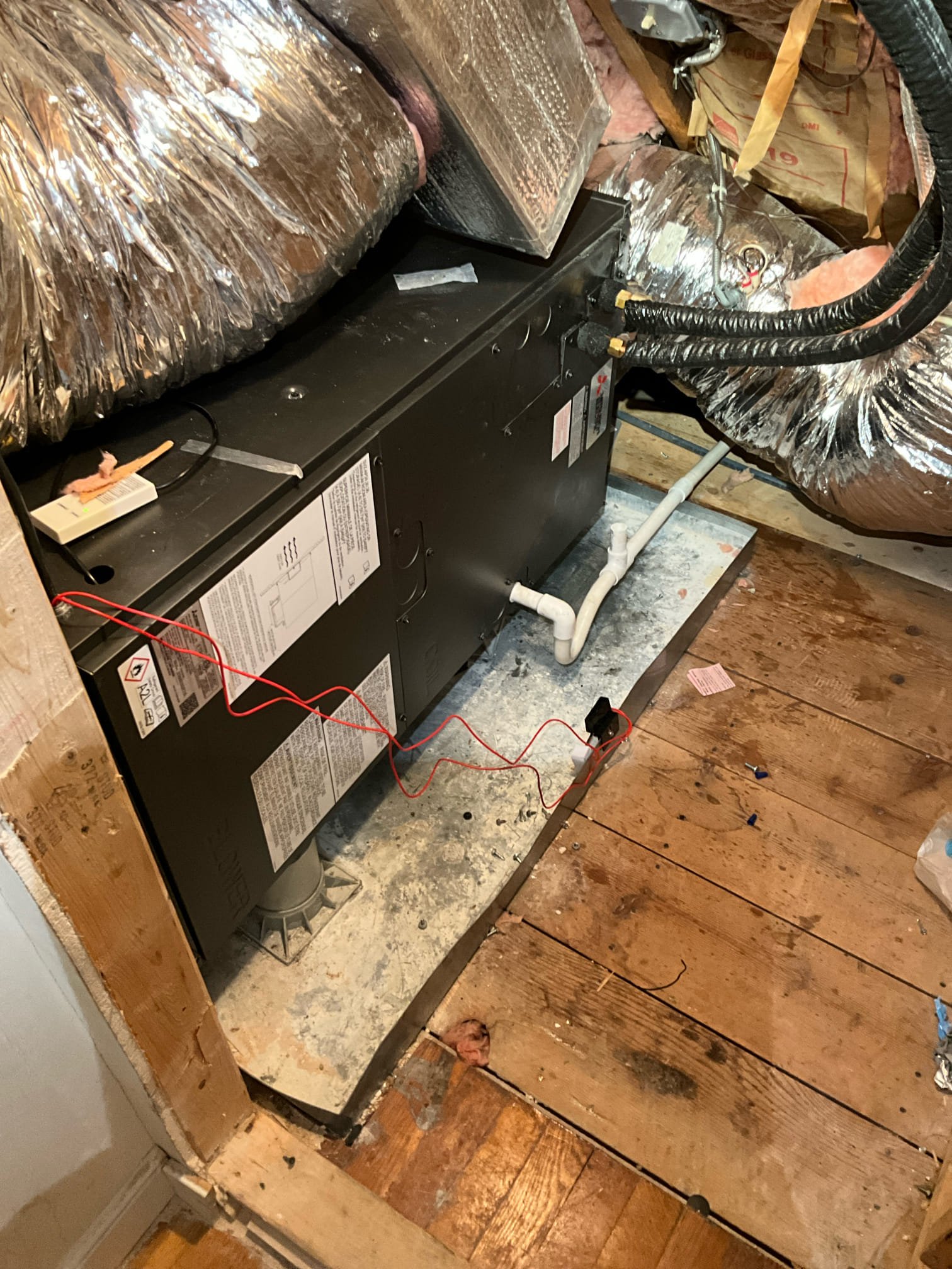 Trust Akian Plumbing, Heating, Cooling & Electric for meticulous and reliable HVAC installations that enhance your home's comfort.