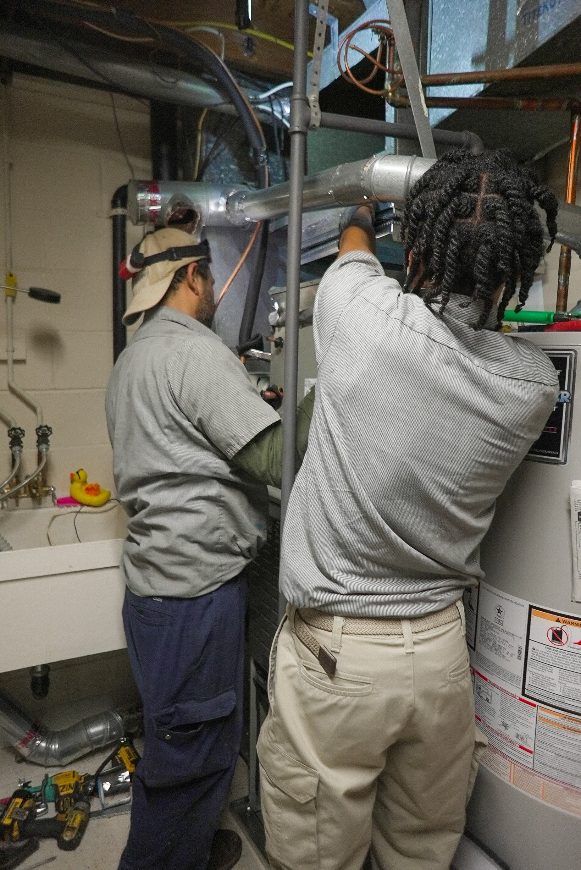 Experience top-notch HVAC services with Parrish Services, ensuring comfort and quality in every installation and repair.