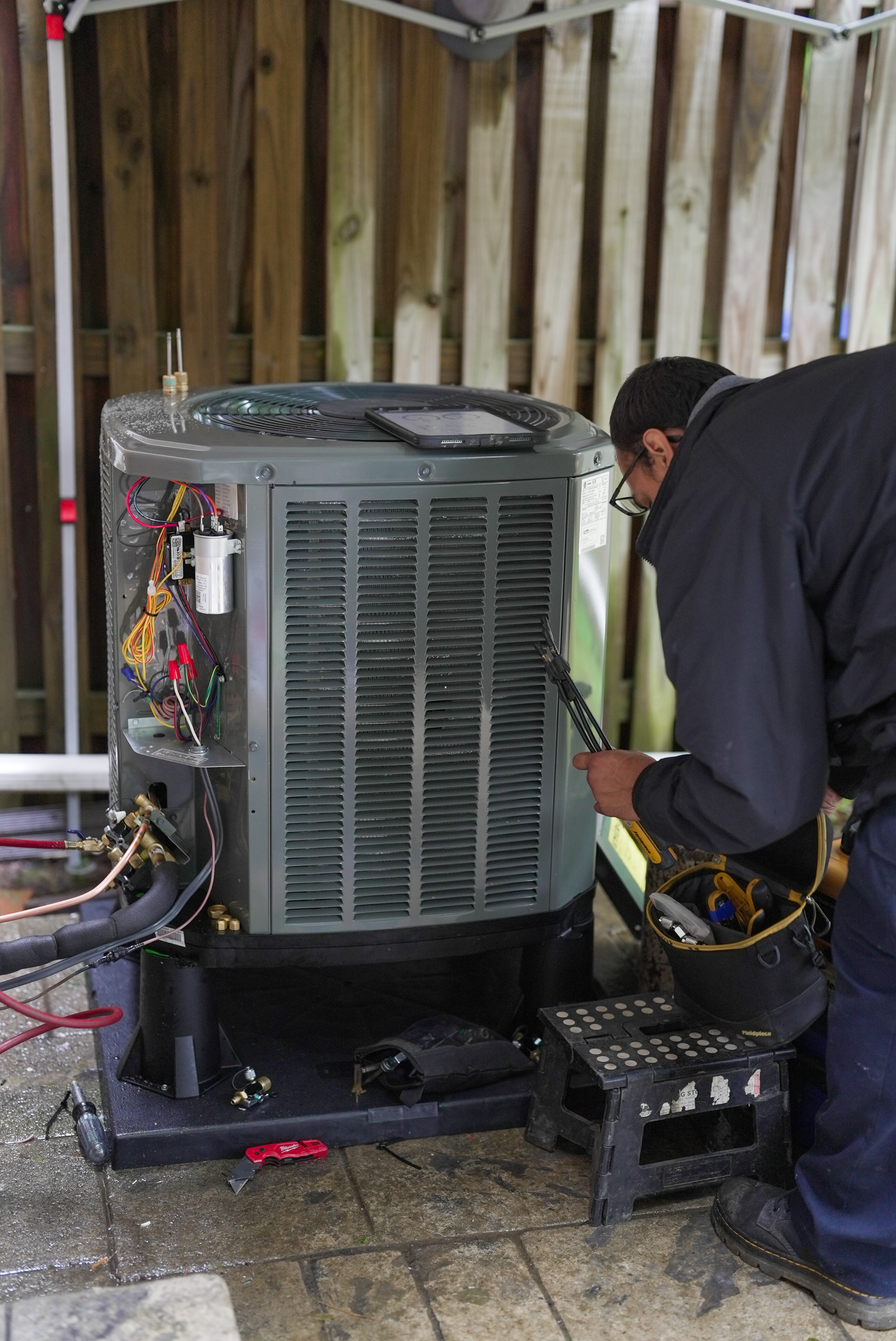 Experience reliable and professional HVAC services with Parrish Services.