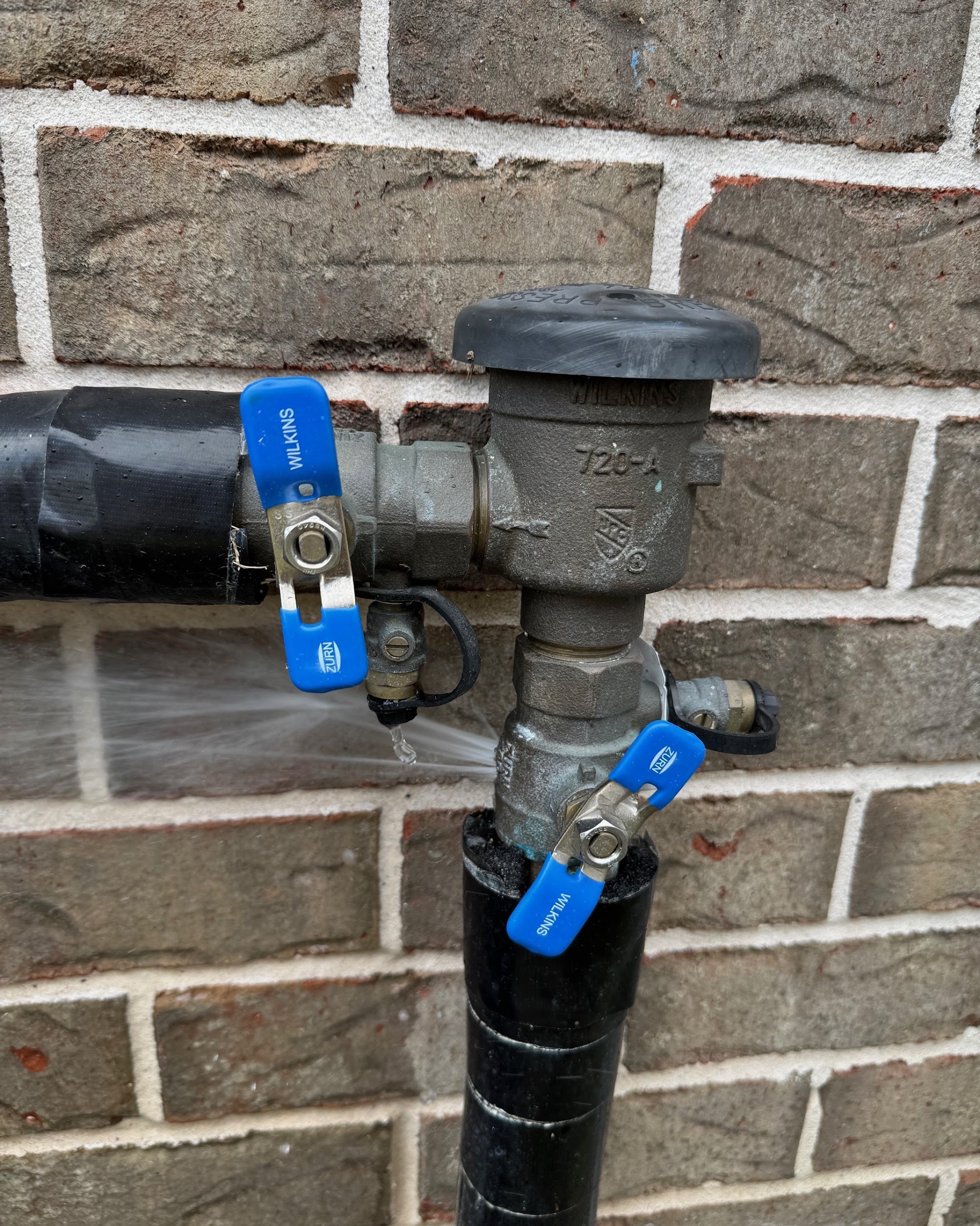 A reliable solution starts with fast fixes, and Abacus Plumbing, Air Conditioning & Electrical can stop leaks and restore safe outdoor water lines quickly.