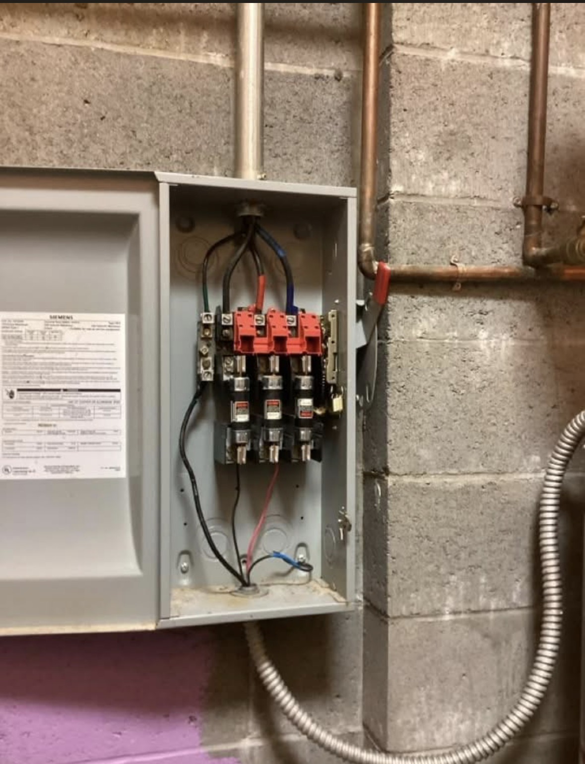 Kalahari Electrical Services delivers careful, reliable electrical panel work that prioritizes safety and long lasting performance.