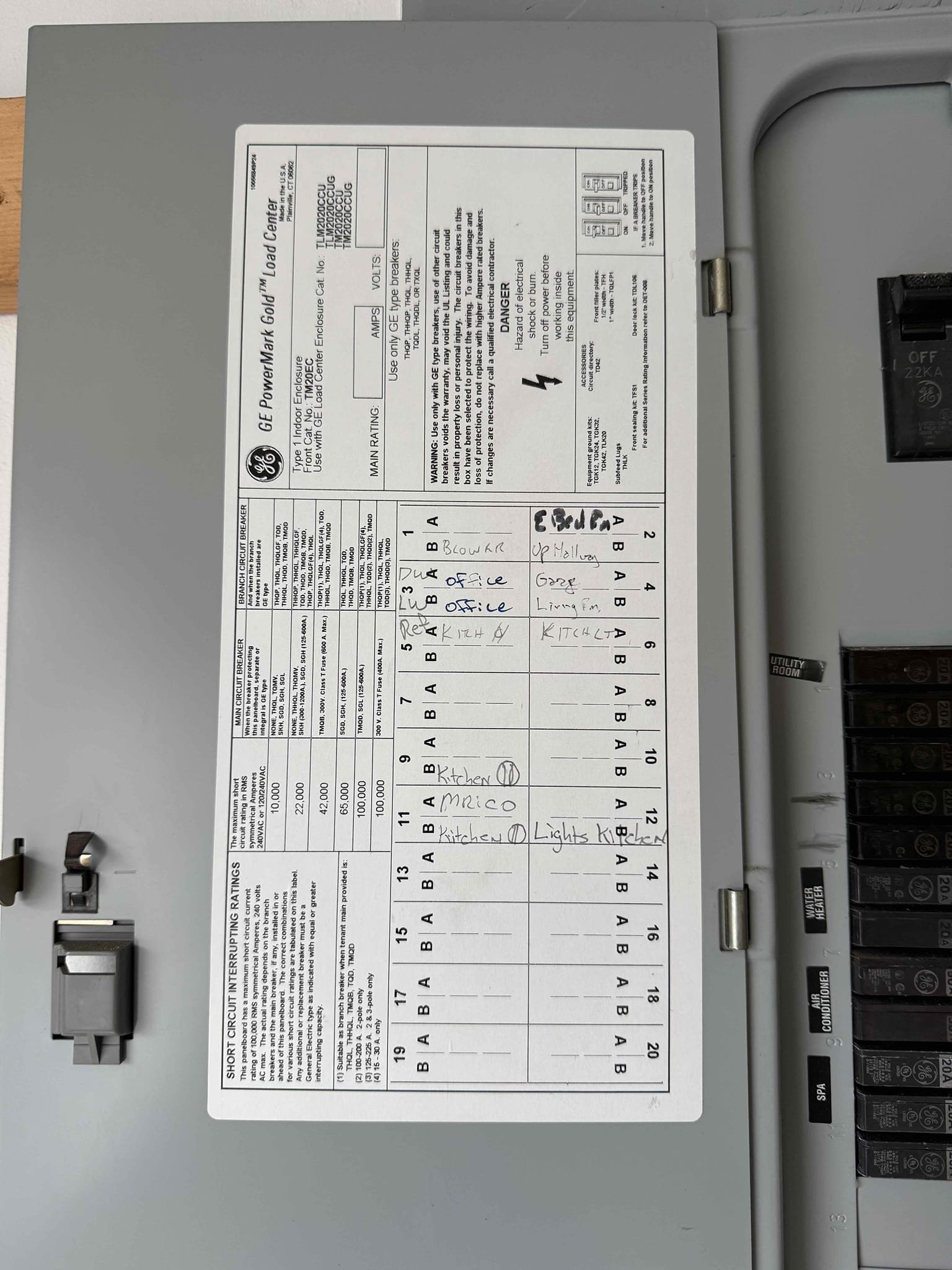 Ensure your property's safety and organization with our top-of-the-line electrical panel solutions from [Business Name].