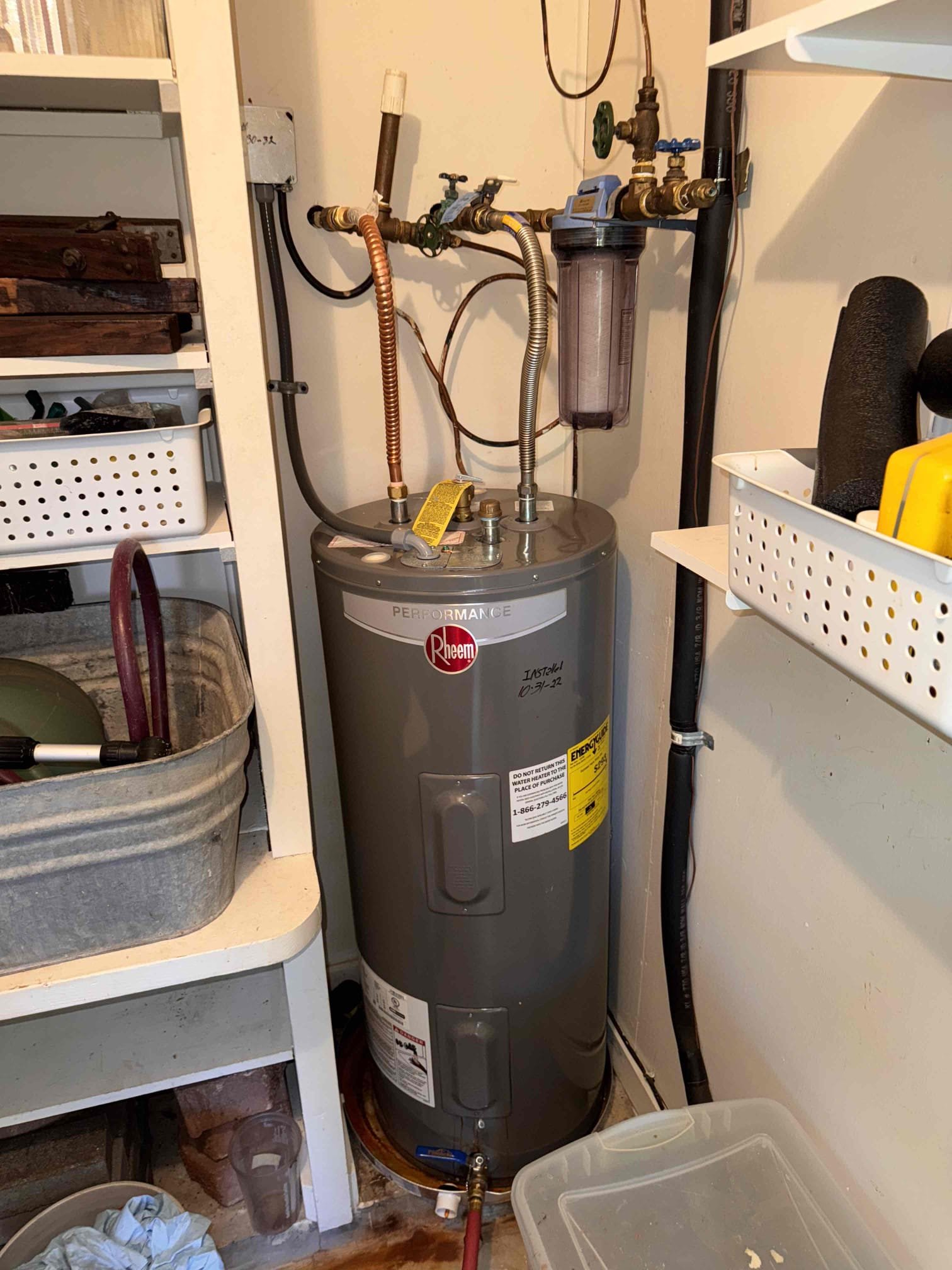 Experience reliable and efficient water heating solutions with Parobek Plumbing & Air Conditioning's top-notch installations.