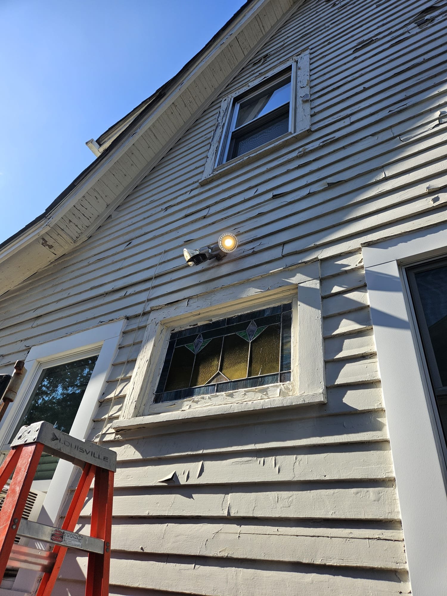 Enhance your home with expert exterior lighting solutions from [Business Name].