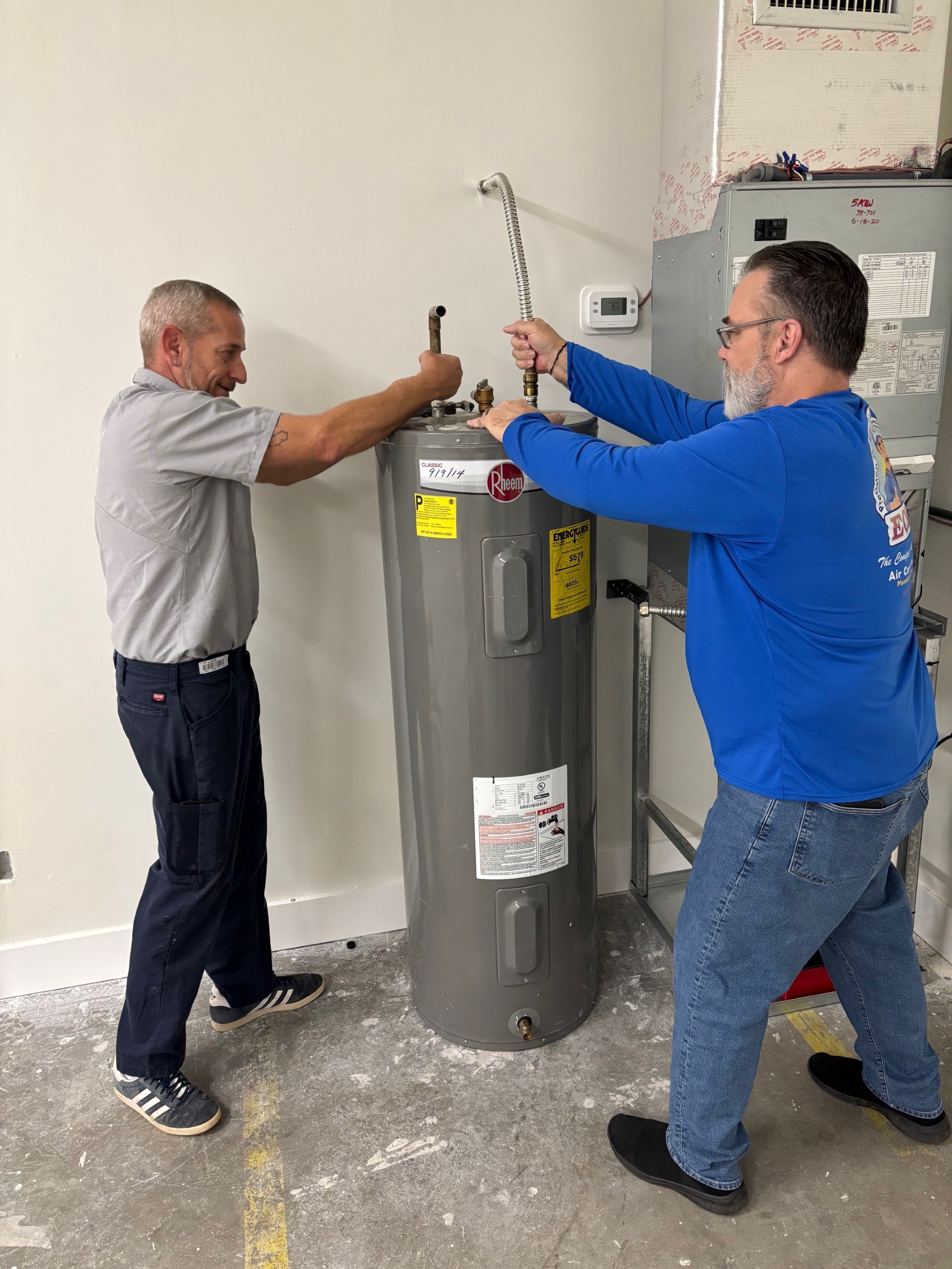 Experience seamless service with ECM Air Conditioning as our experts efficiently handle your water heater installations.