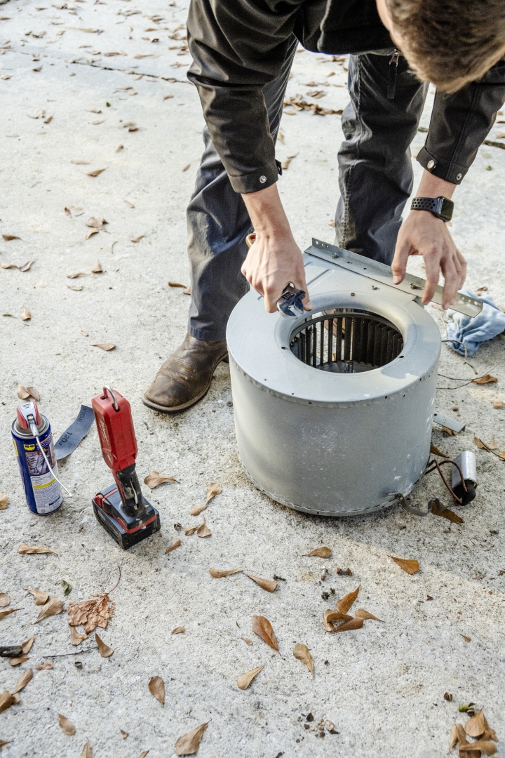 Fix-it 24/7 Air Conditioning, Plumbing & Heating, LLC: Expert hands-on repair services you can trust.