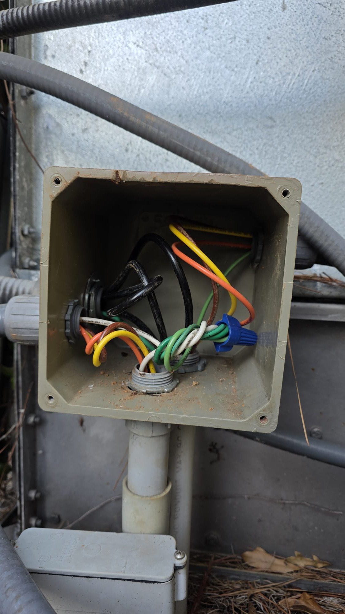 Showcasing expert electrical work, Aardvark Electric, Inc. ensures top-notch installations in every setting.