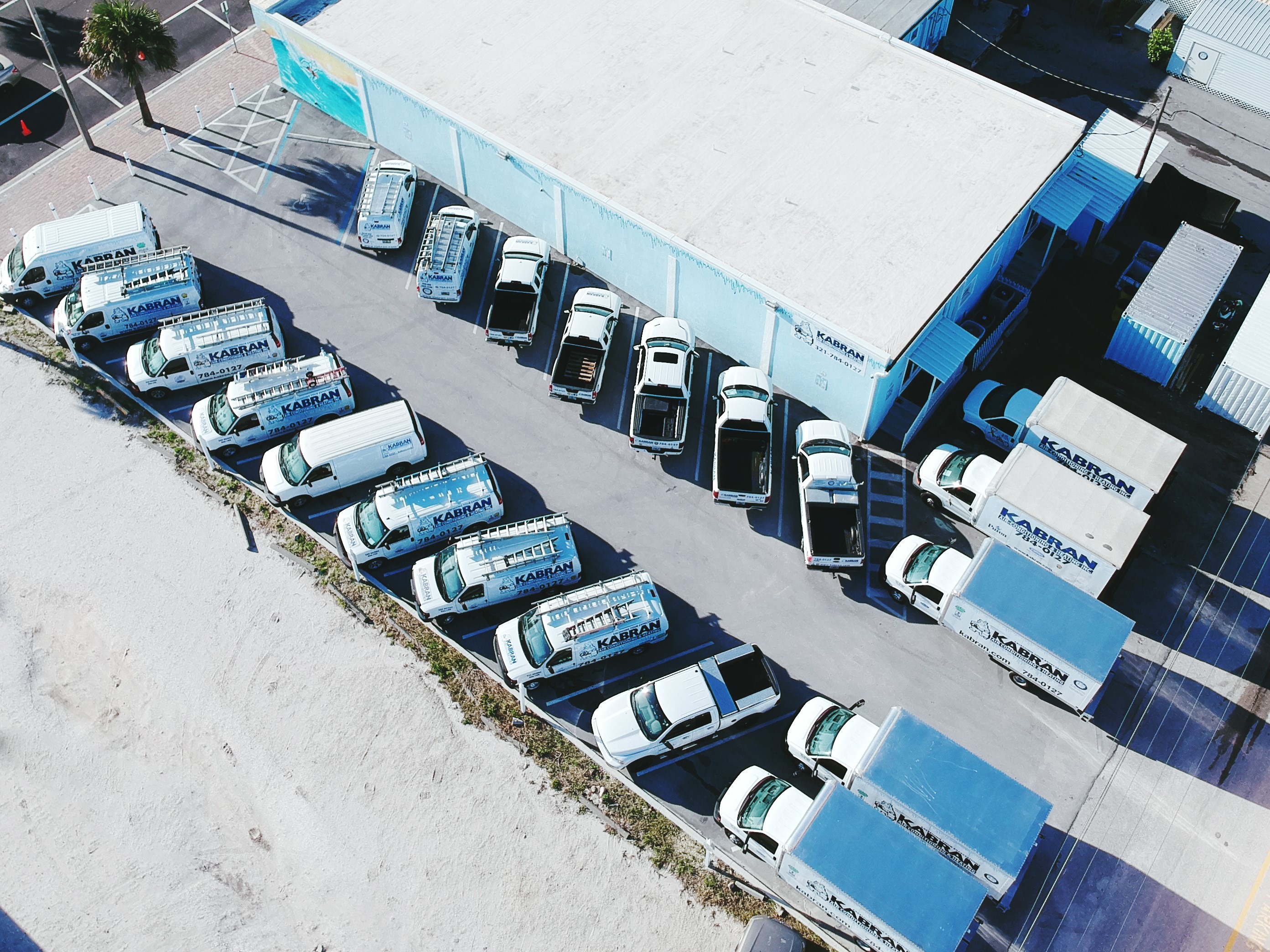 Experience unparalleled HVAC service with Kabran Air Conditioning & Heating—where professionalism meets quality.