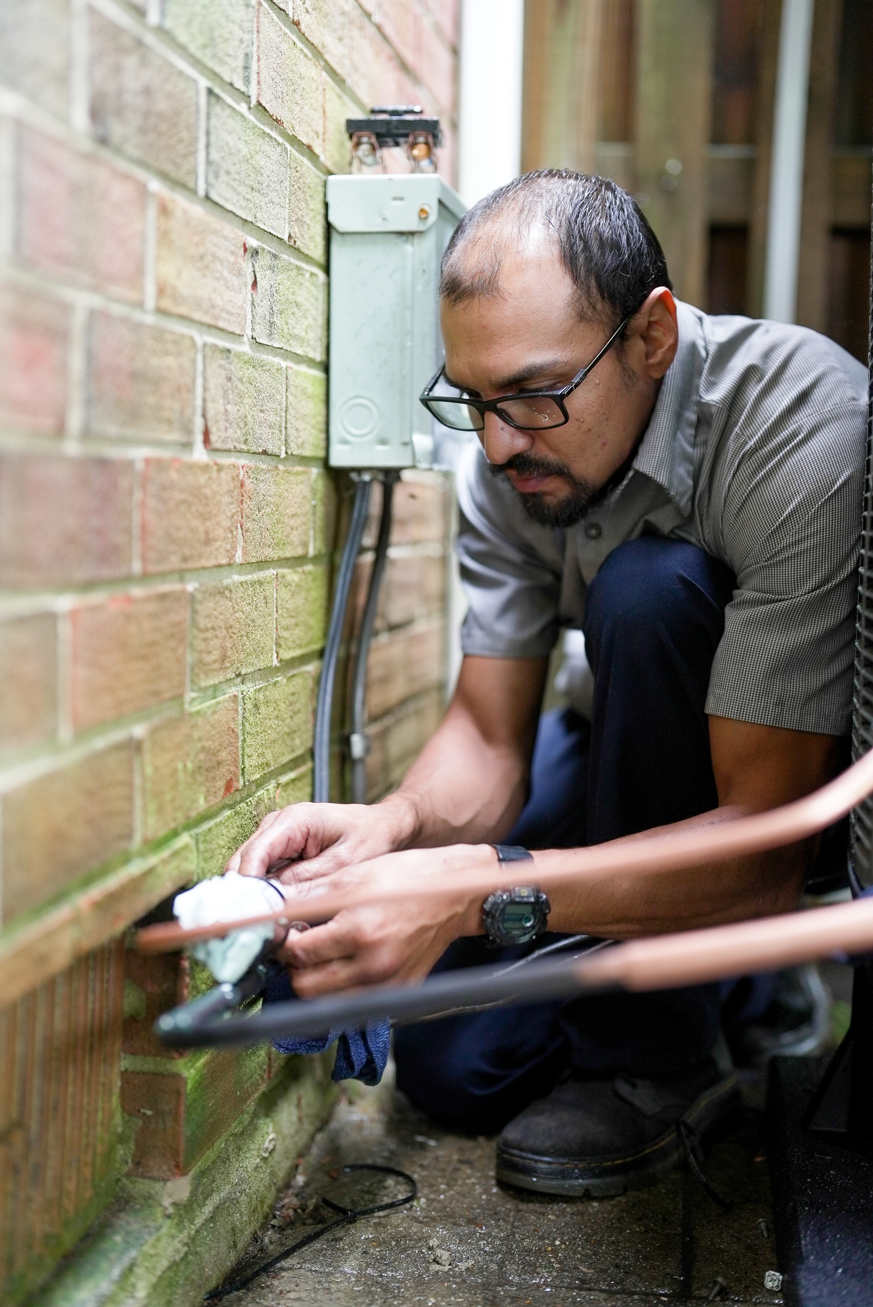 Experience expert electrical services with Parrish Services, where quality work meets exceptional customer care.