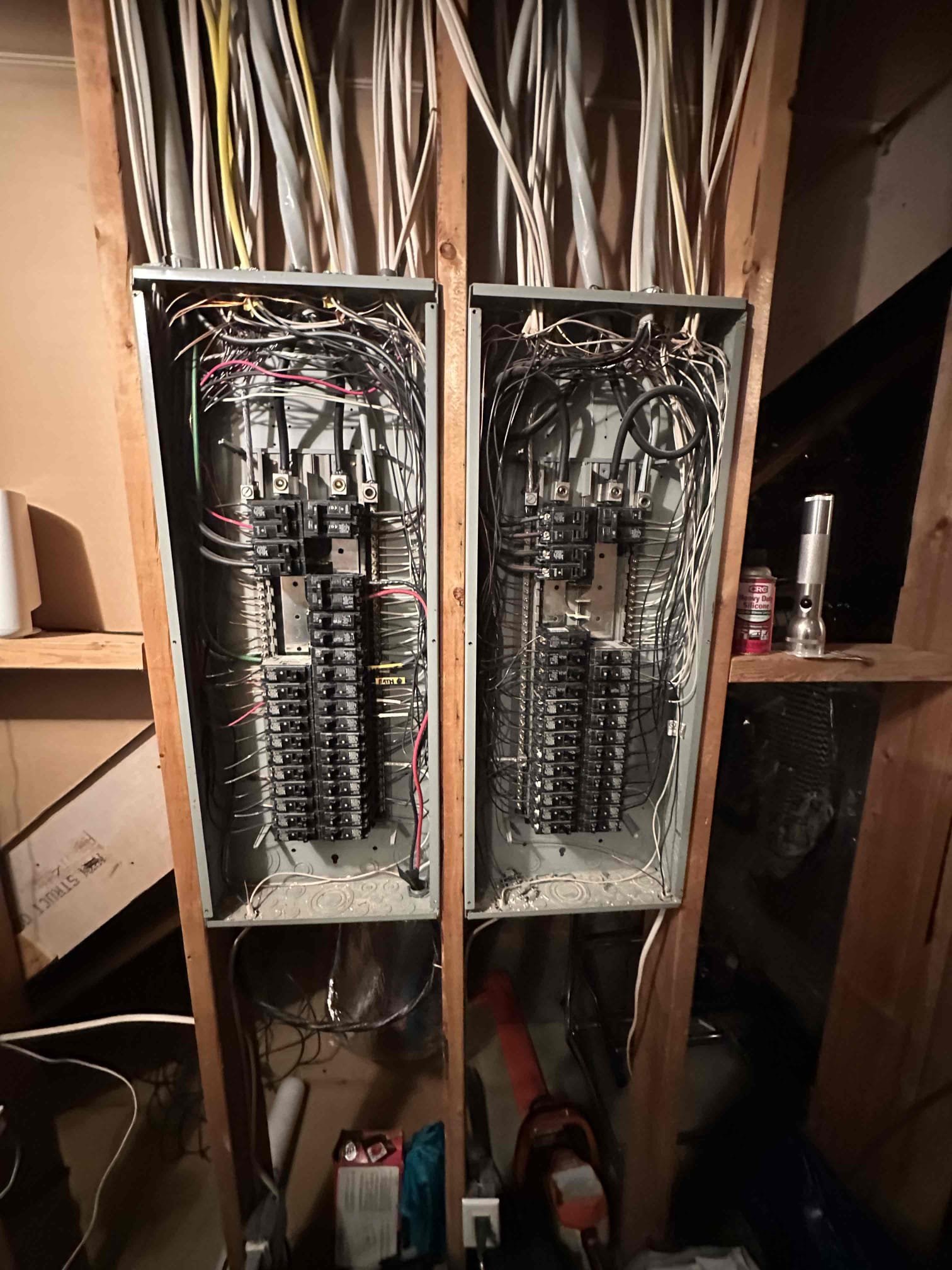 At Aardvark Electric, Inc., we ensure your electrical panels are expertly installed for a safe and efficient home.