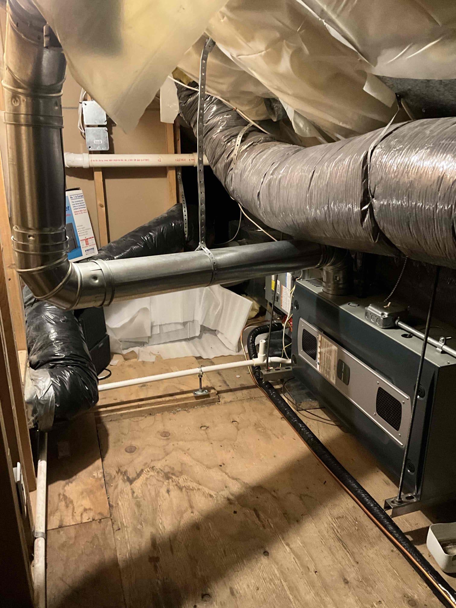 Trust Akian Plumbing, Heating, Cooling & Electric for tidy, reliable HVAC installations that prioritize accessibility and long-term performance.