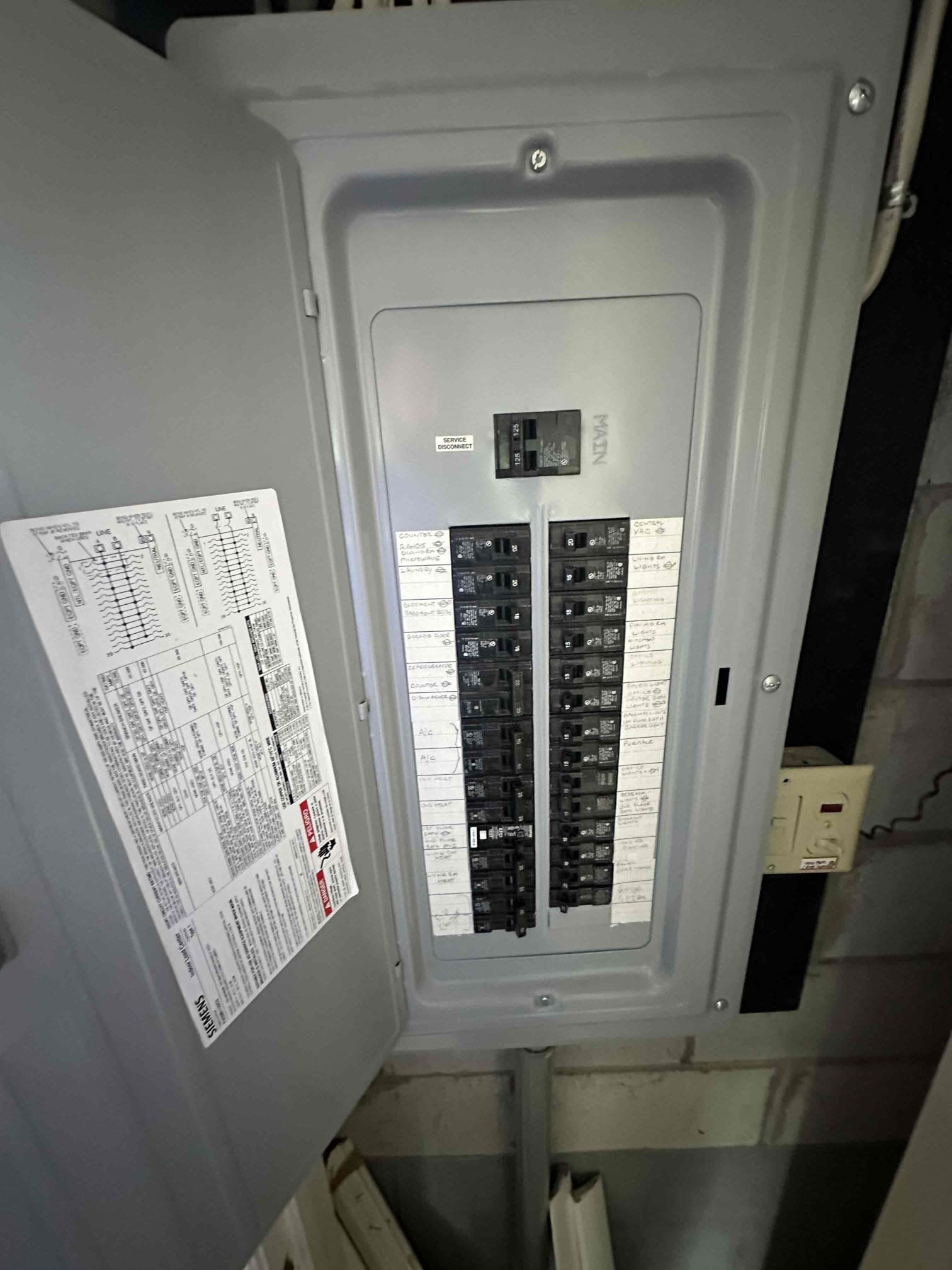 Ensure reliable and professional electrical services with expertly installed and organized panels. Trust us for your electrical needs!