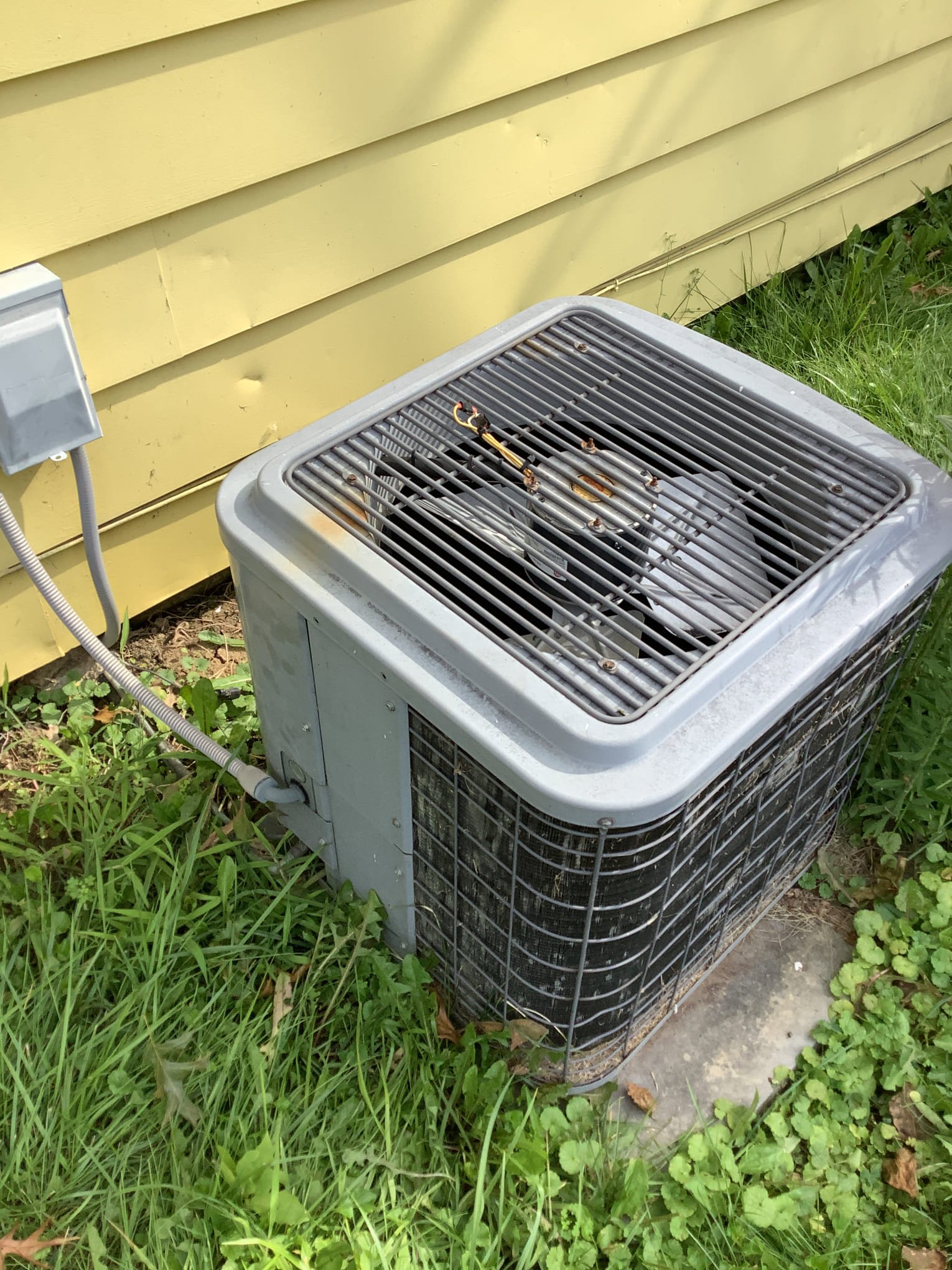 Ensure your comfort with Summers Plumbing Heating & Cooling's expert HVAC installation services.