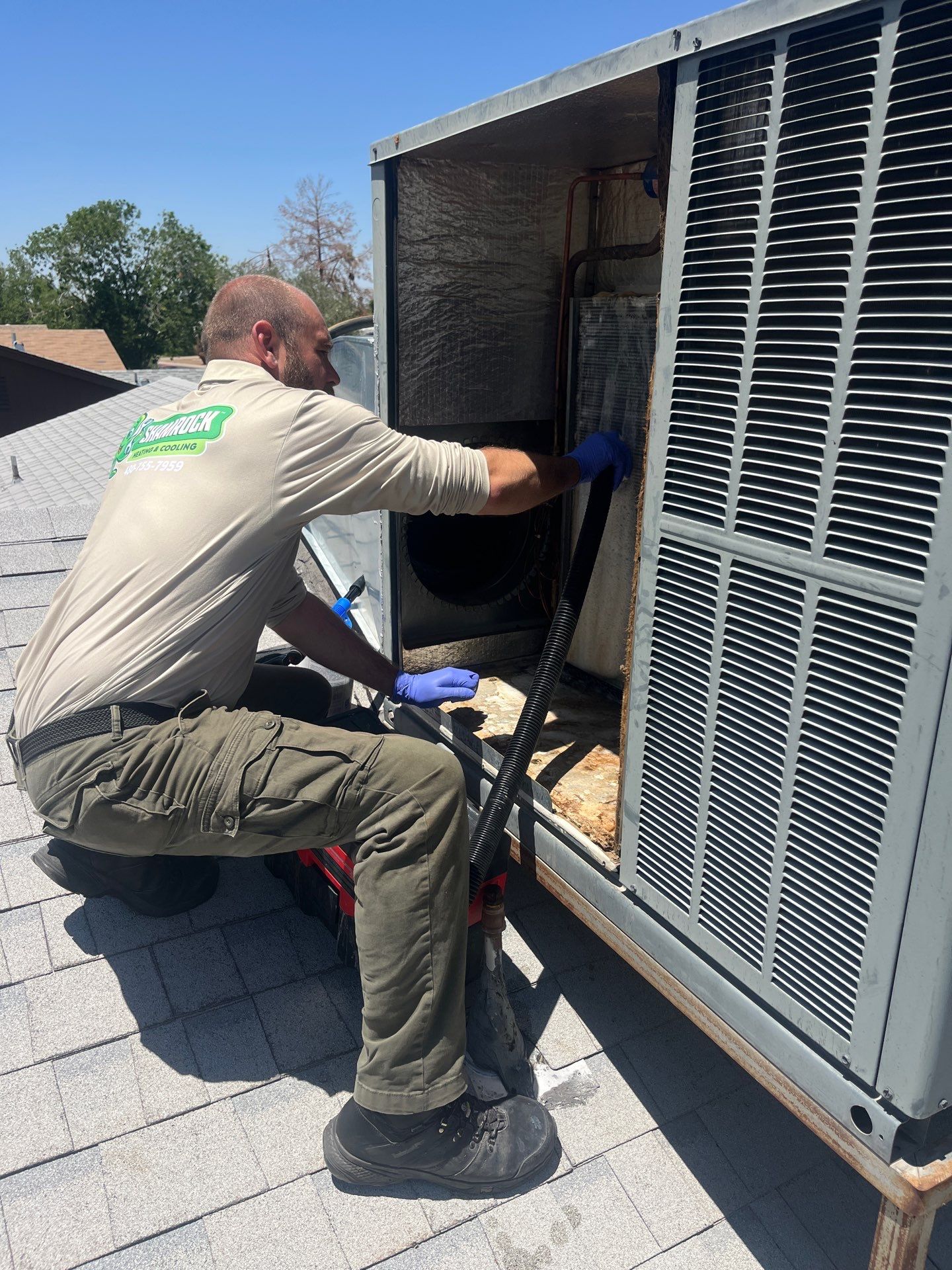 Shamrock Heating & Cooling - Committed to quality and professionalism in all your HVAC needs.