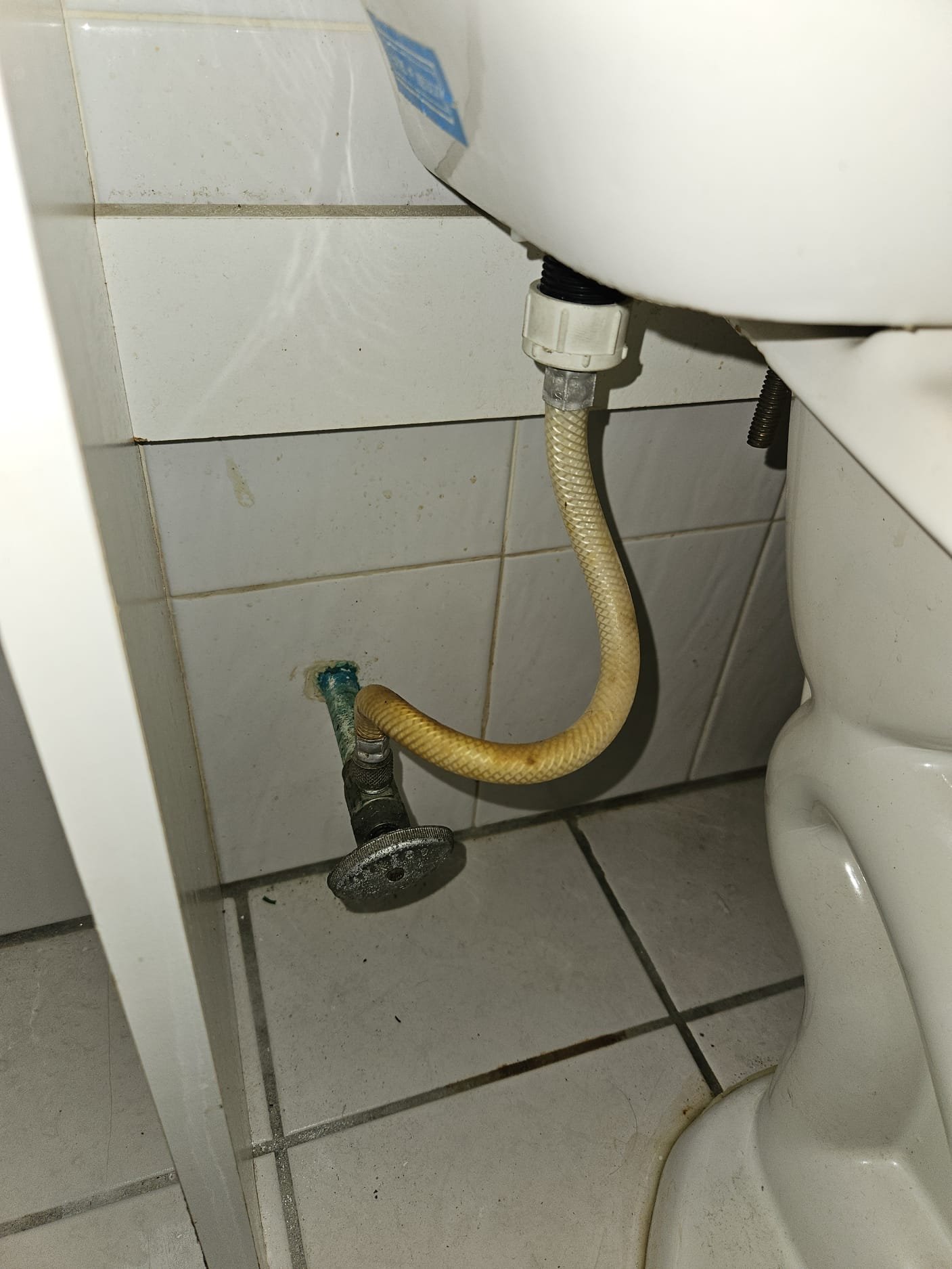 Ensure reliable plumbing with our expert leak detection and repair services. Trust Service Professionals for your pipeline needs.
