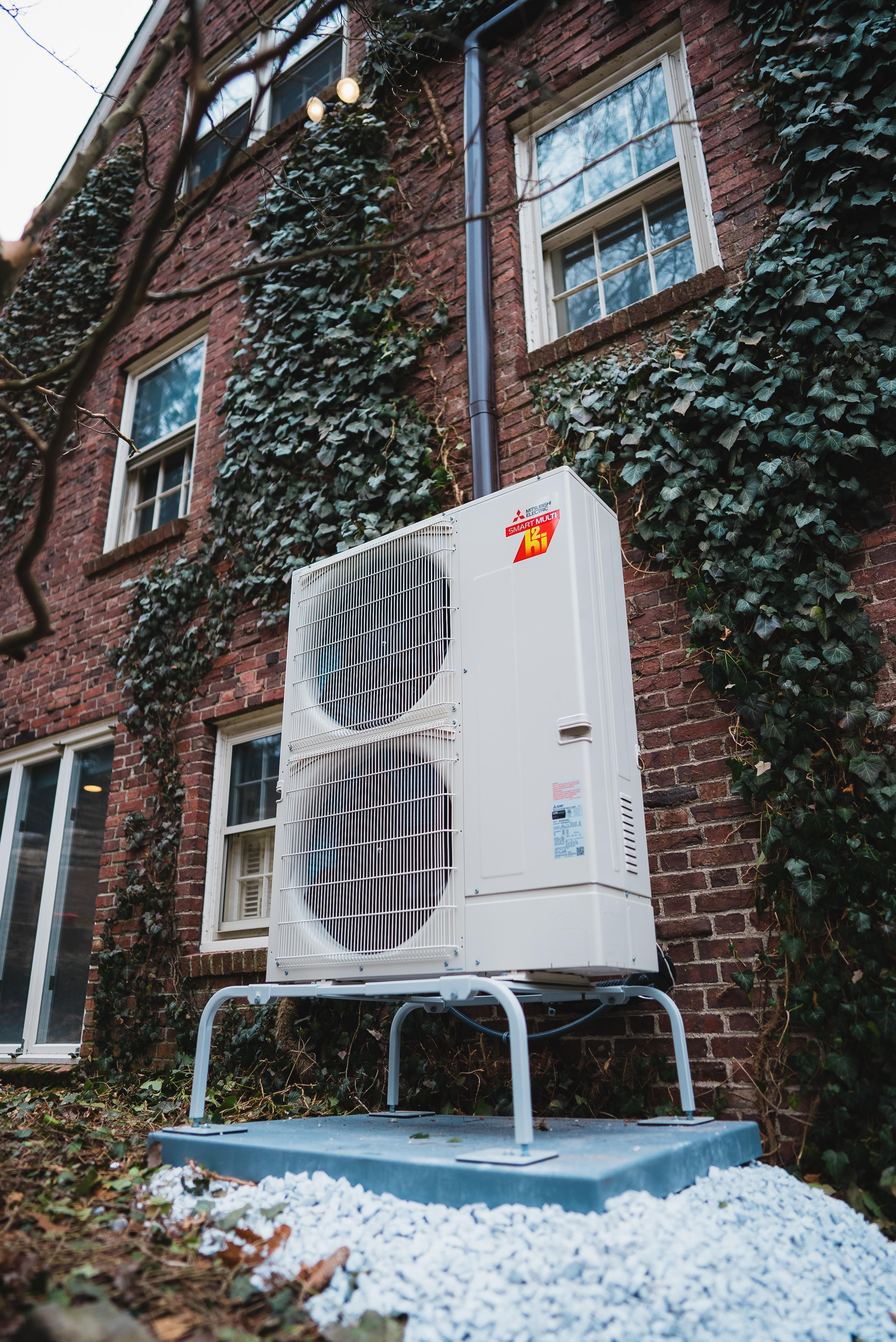 Experience unparalleled comfort and efficiency with Akian Plumbing, Heating & Air Conditioning's expert HVAC installations.