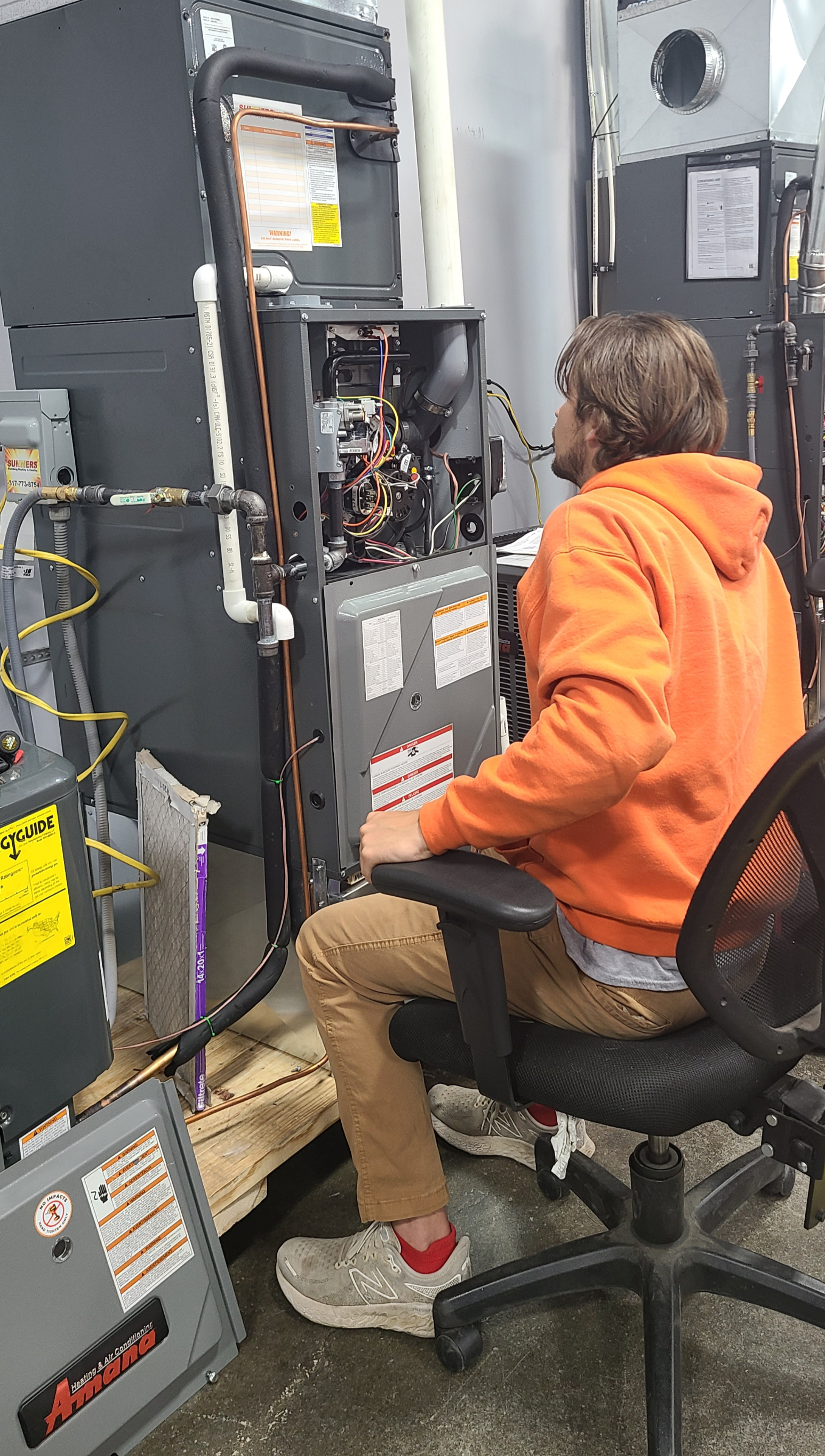 Experience unmatched expertise and professionalism in HVAC services with Summers Plumbing Heating & Cooling.